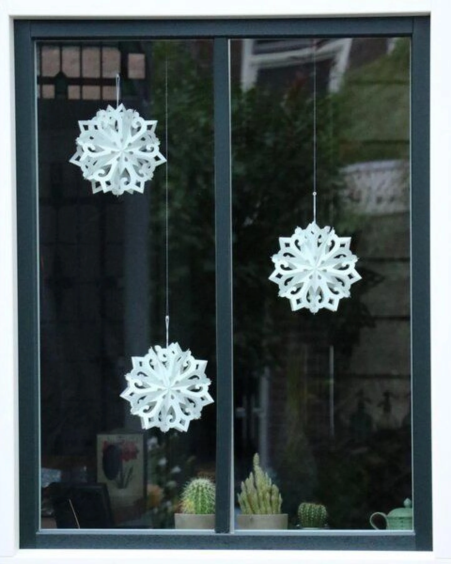 MoreThanHip Weihnachtsstern weißes Papier Ø25 cm Kamala Small - 3er-Set – Ansicht 3