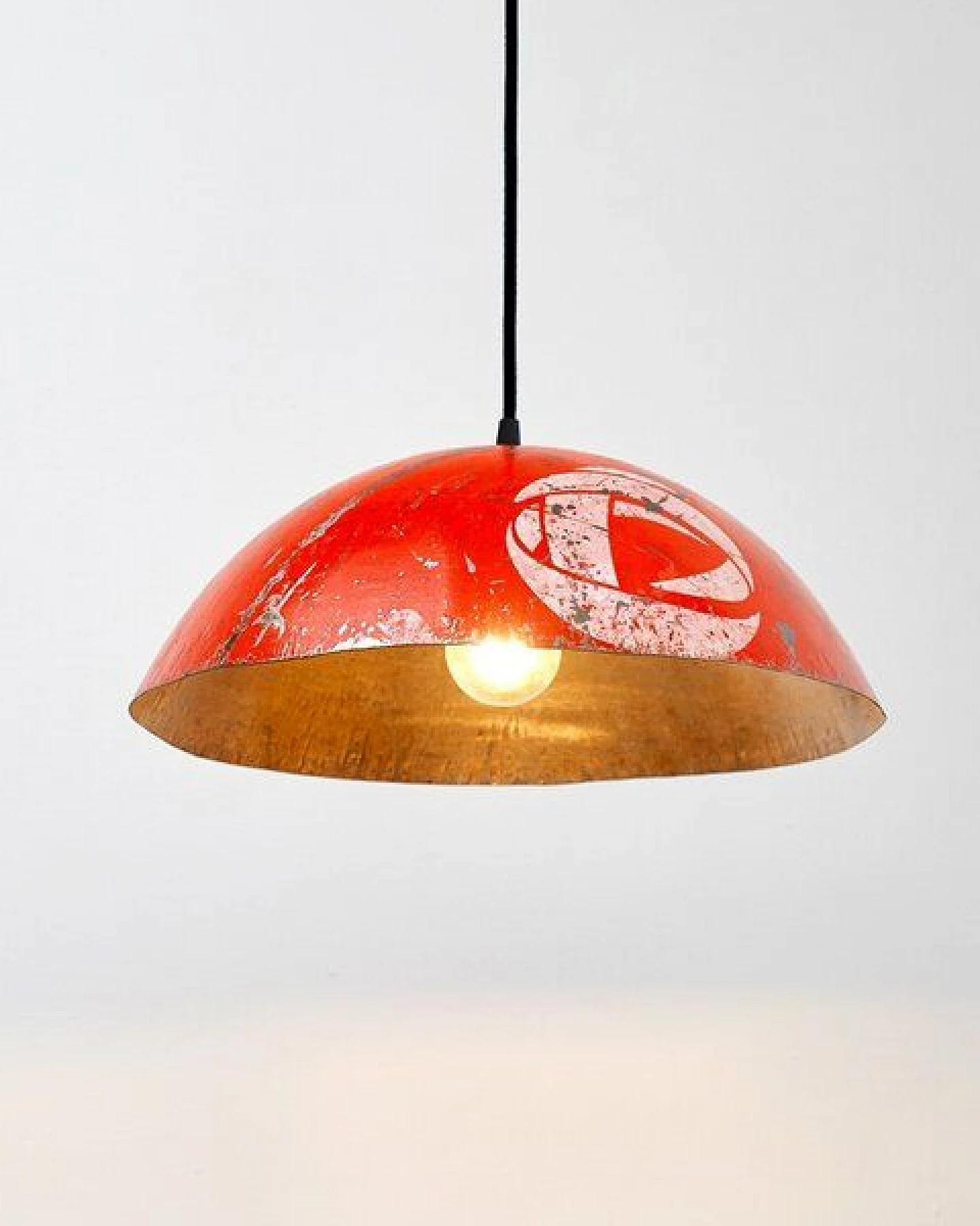 Moogoo Creative Africa Kleine Deckenleuchte aus recycelten Ölfässern 34cm Durchmesser Industrial Design Upcycling – Ansicht 2