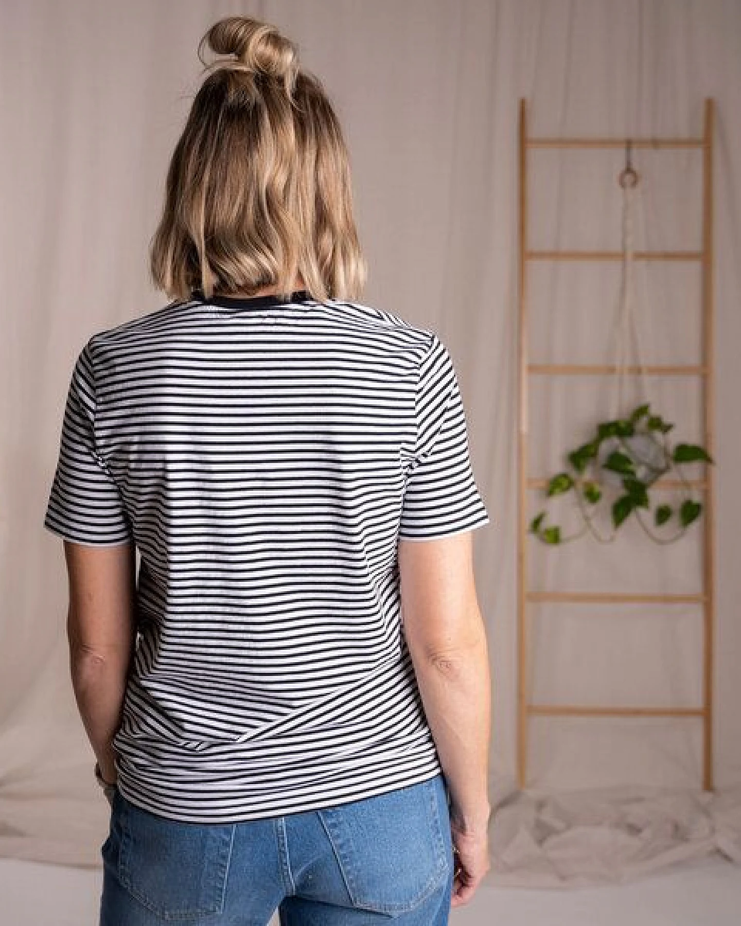 Vresh Clothing Vanny - T-Shirt aus Biobaumwolle – Ansicht 3