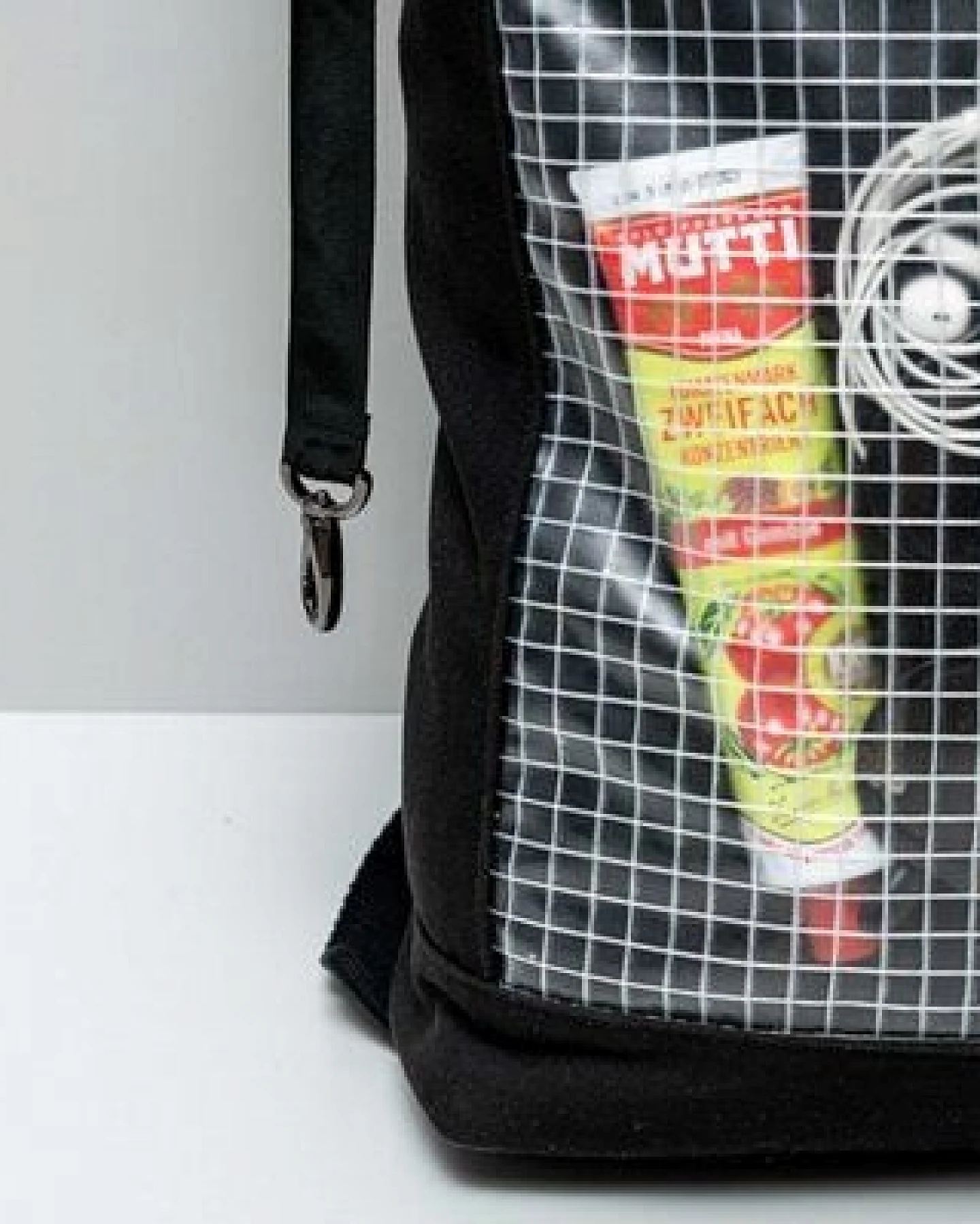 Faix-Design Rucksack aus recyceltem Material / transparent – Ansicht 3