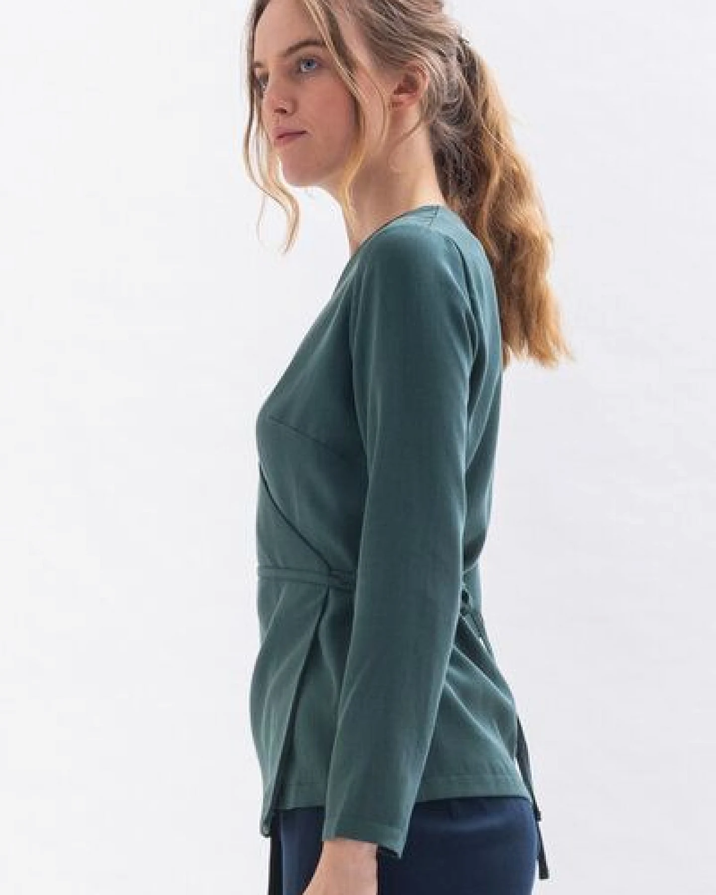 Studio Hertzberg Wickeltop WAAN-JA aus Tencel – Ansicht 2