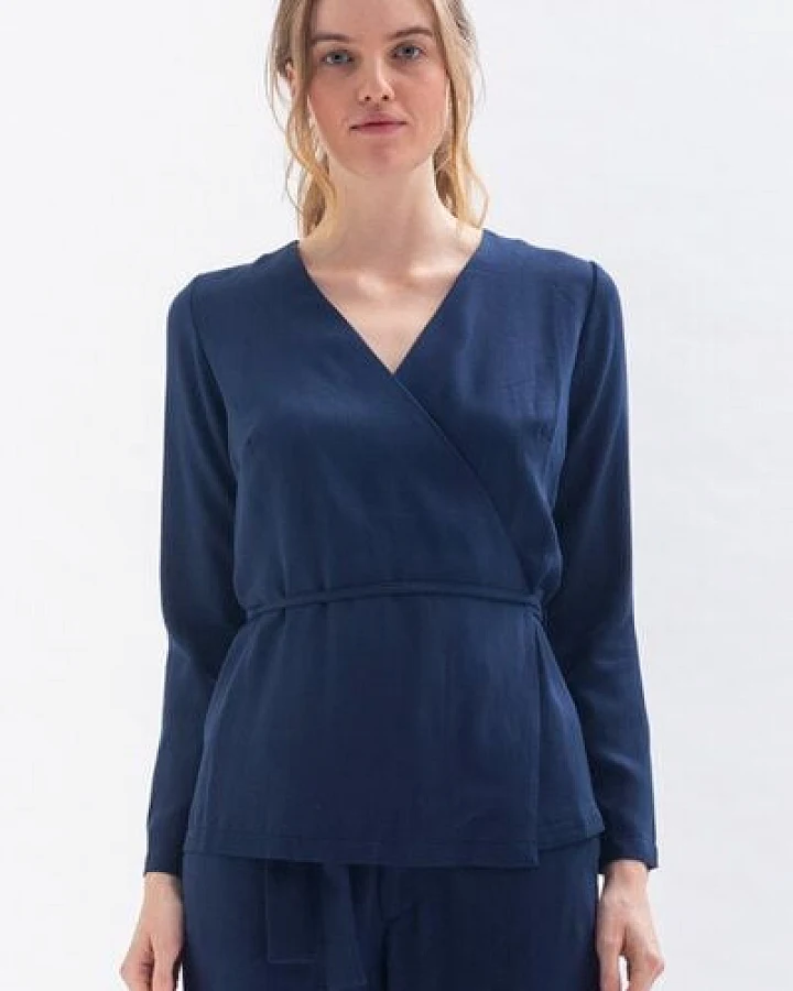 Blau
