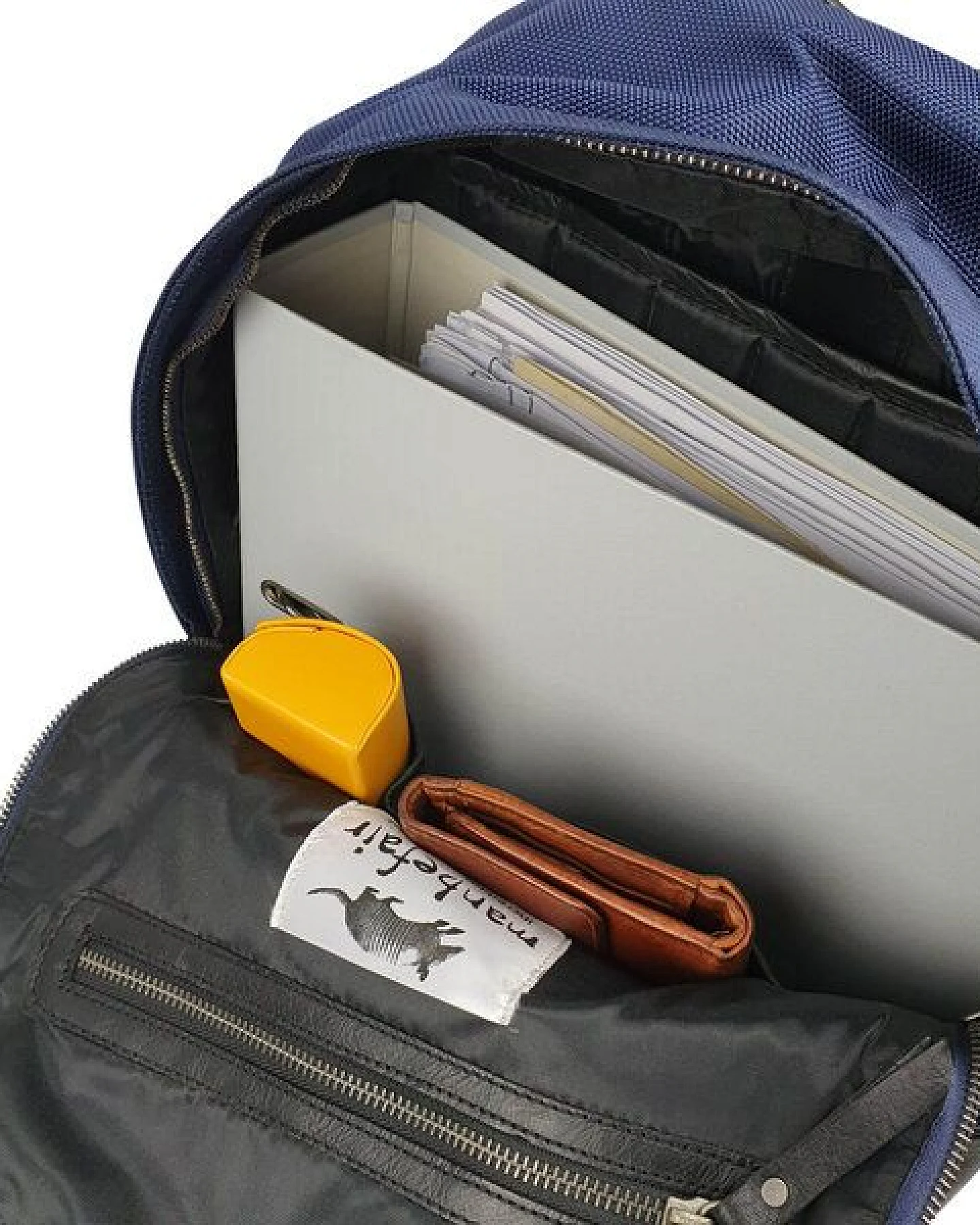 manbefair Klassischer City Rucksack Bergen aus recyceltem Nylon Gewebe und Rinds-Leder – Ansicht 3