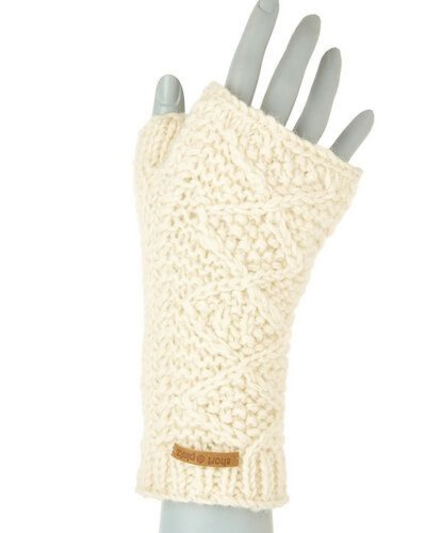 short'n'pietz Schurwollhandstulpen mit Rautenzopfmuster, handgestrickt – Ansicht 3