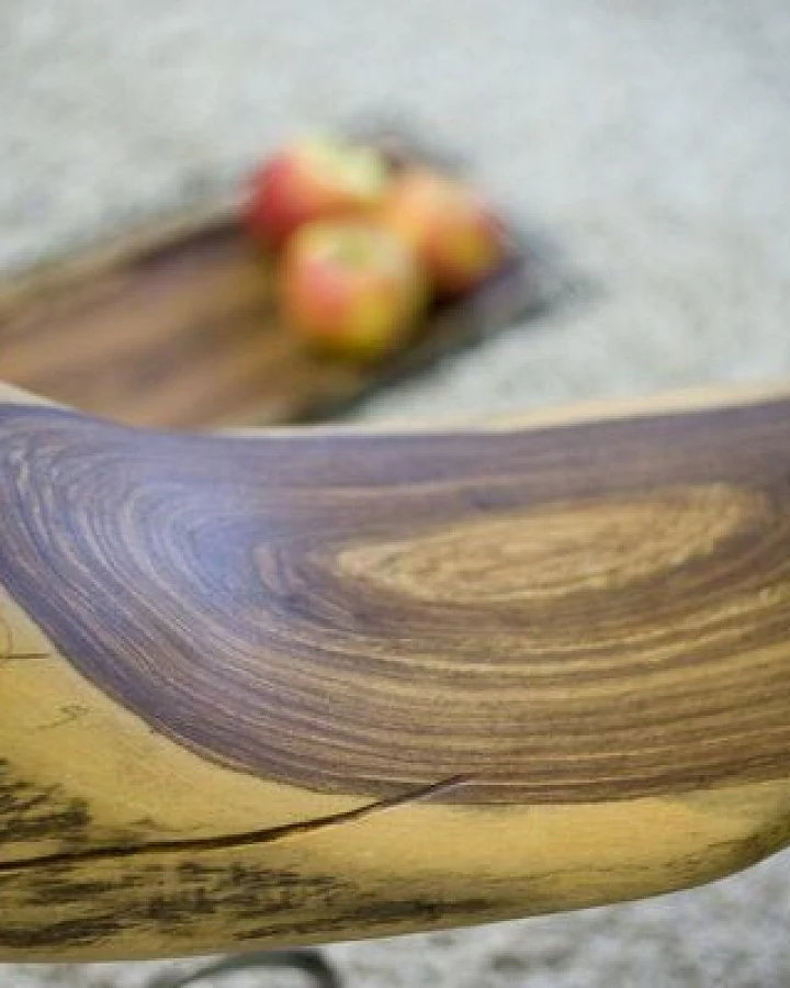 Moogoo Creative Africa Sitzbänkchen Hocker "Nisa Tabru" Unikat Altmetall Palisander-Holz
