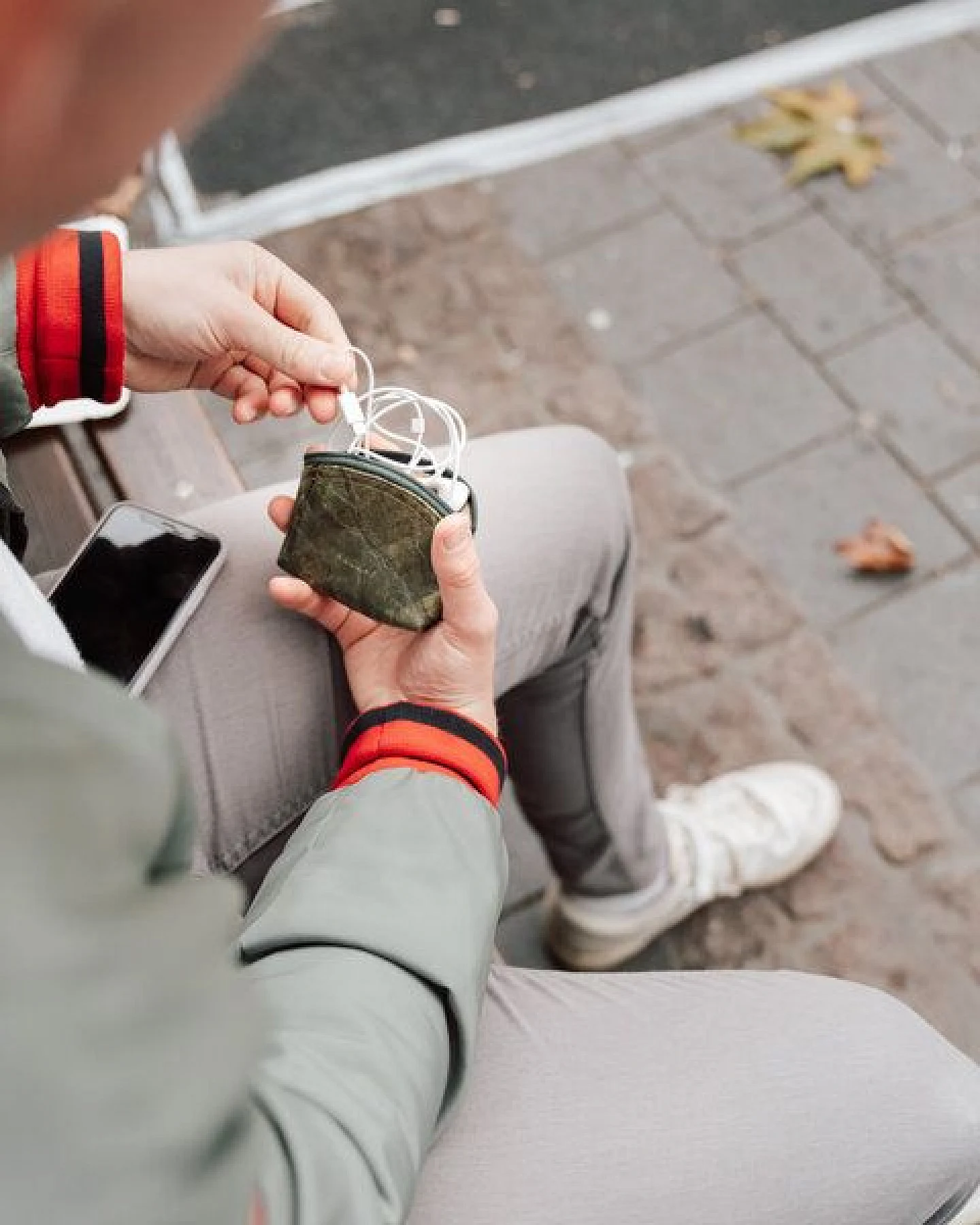 BELEAF Kleine vegane Geldbörse aus Lederalternative "MINI LEAF" für Damen & Herren – Ansicht 4