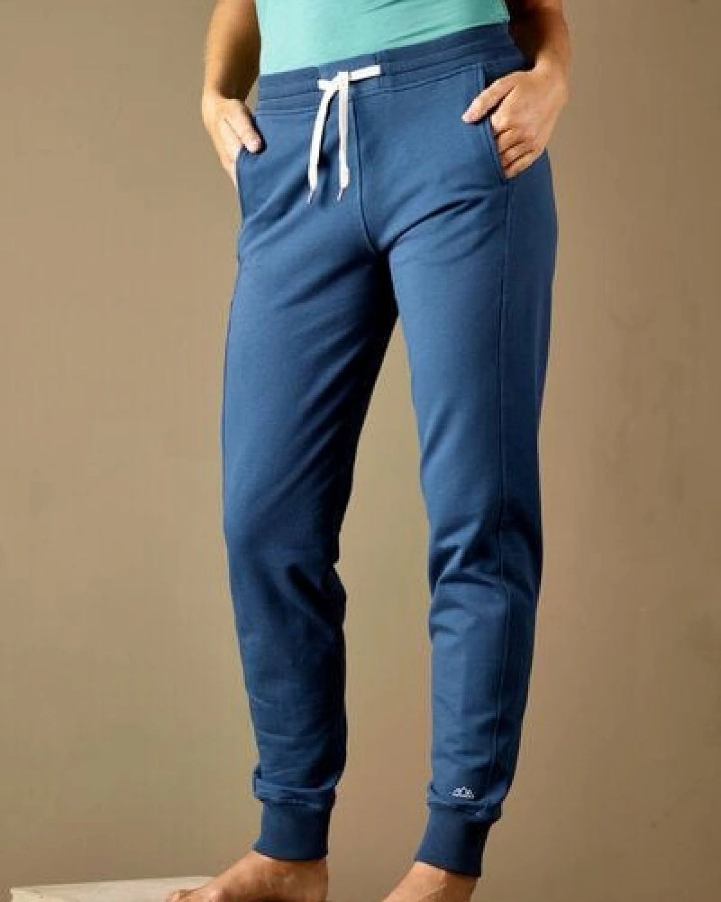M23 Damen Jogginghose aus Bio-Baumwolle, Modell „Emma“ – Ansicht 3