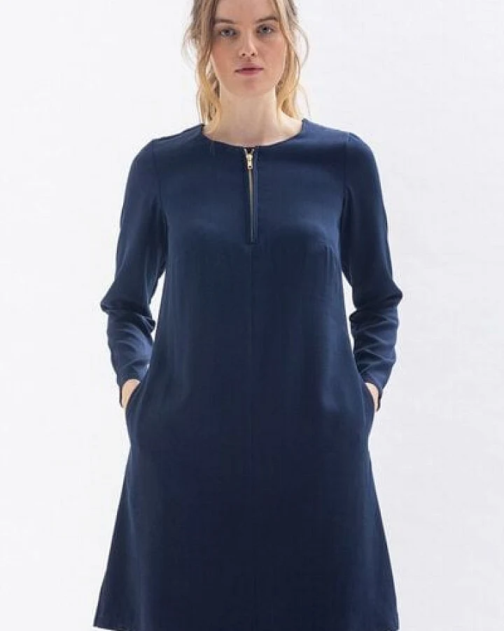 Blau