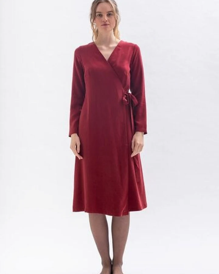 Studio Hertzberg Wickelkleid Kleid CU-RIIE aus Tencel in grün, rot und blau