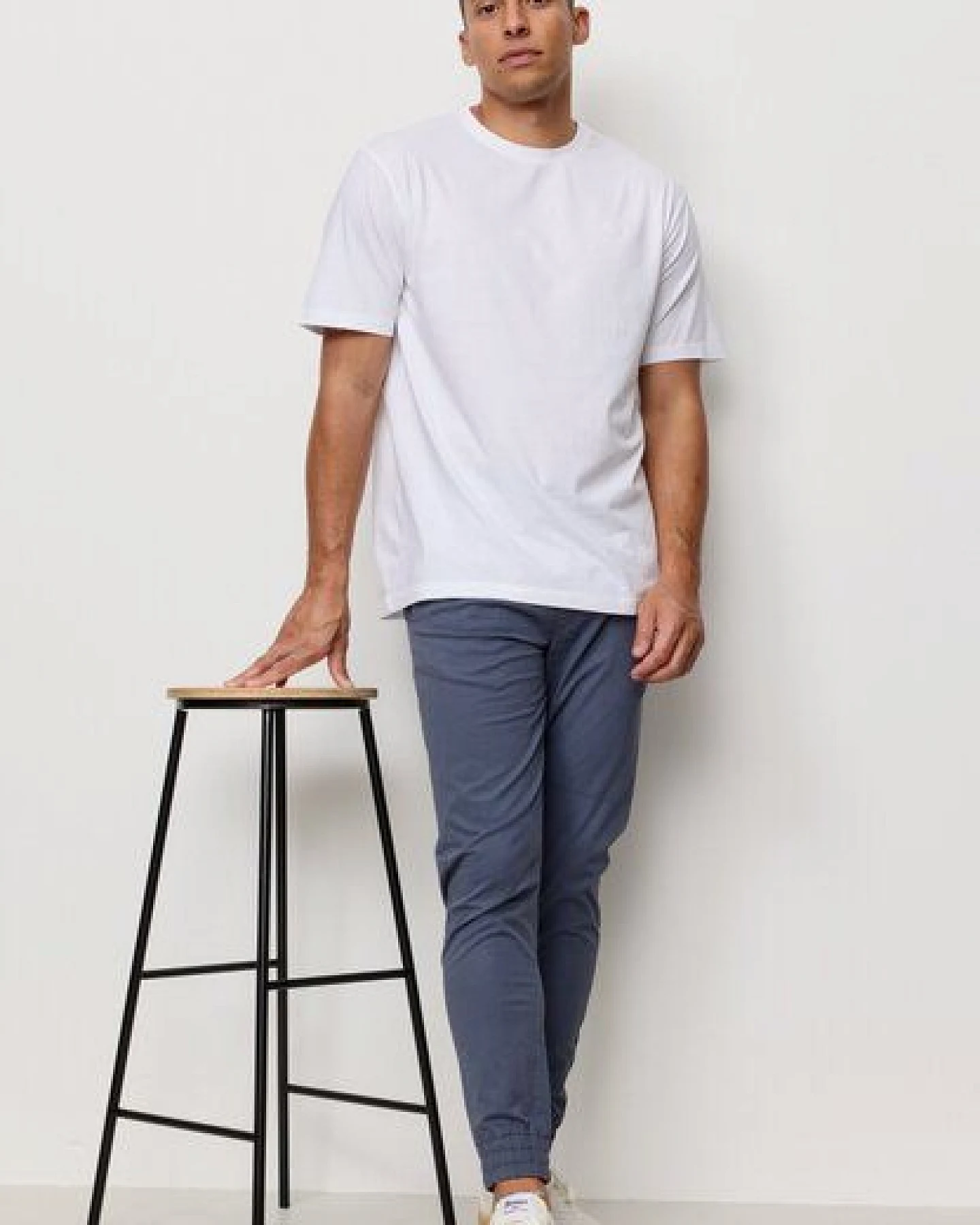 Herren Jogg Chino aus Bio-Baumwoll Mix - MUSA - recolution – Ansicht 2
