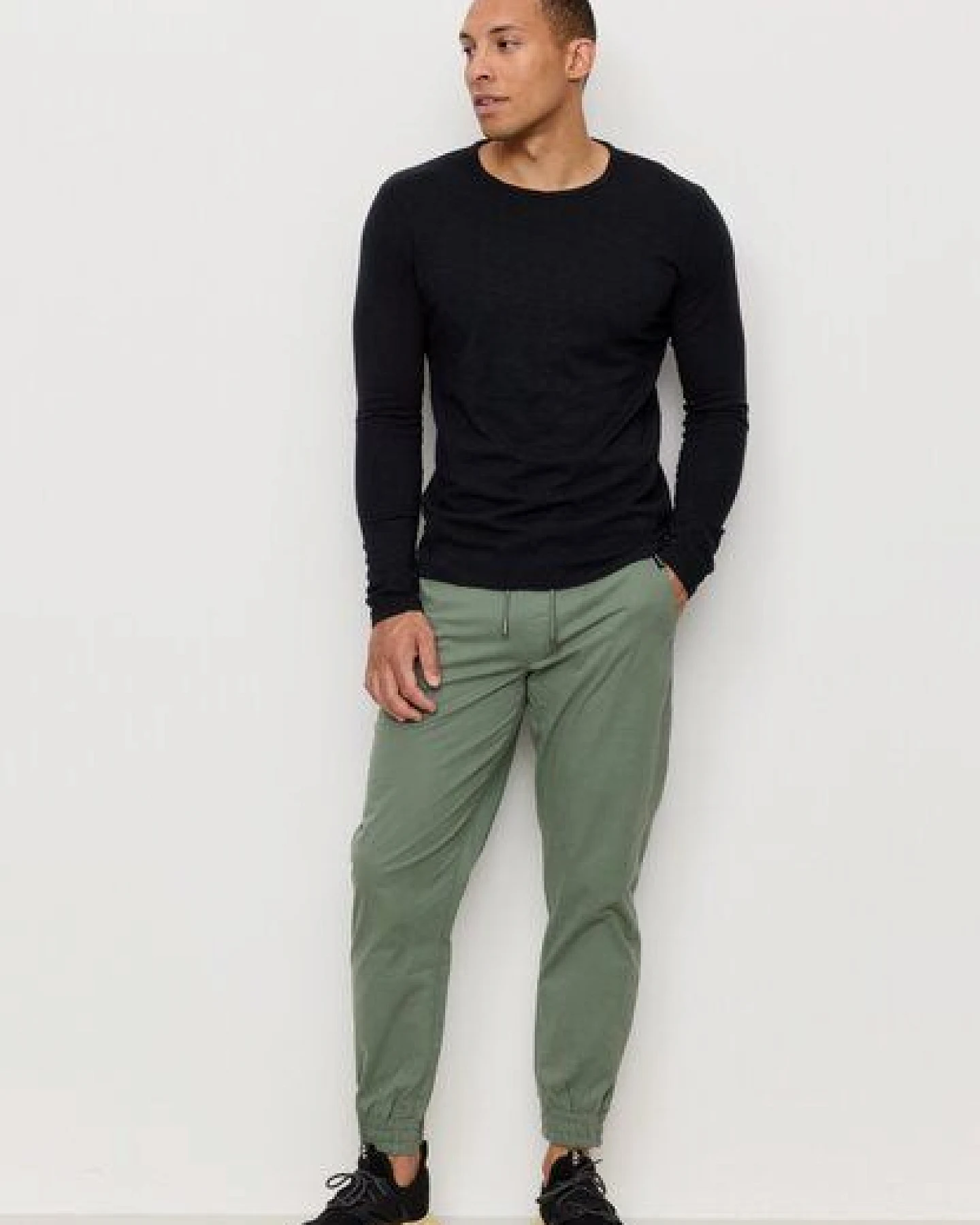 Herren Jogg Chino aus Bio-Baumwoll Mix - MUSA - recolution – Ansicht 2