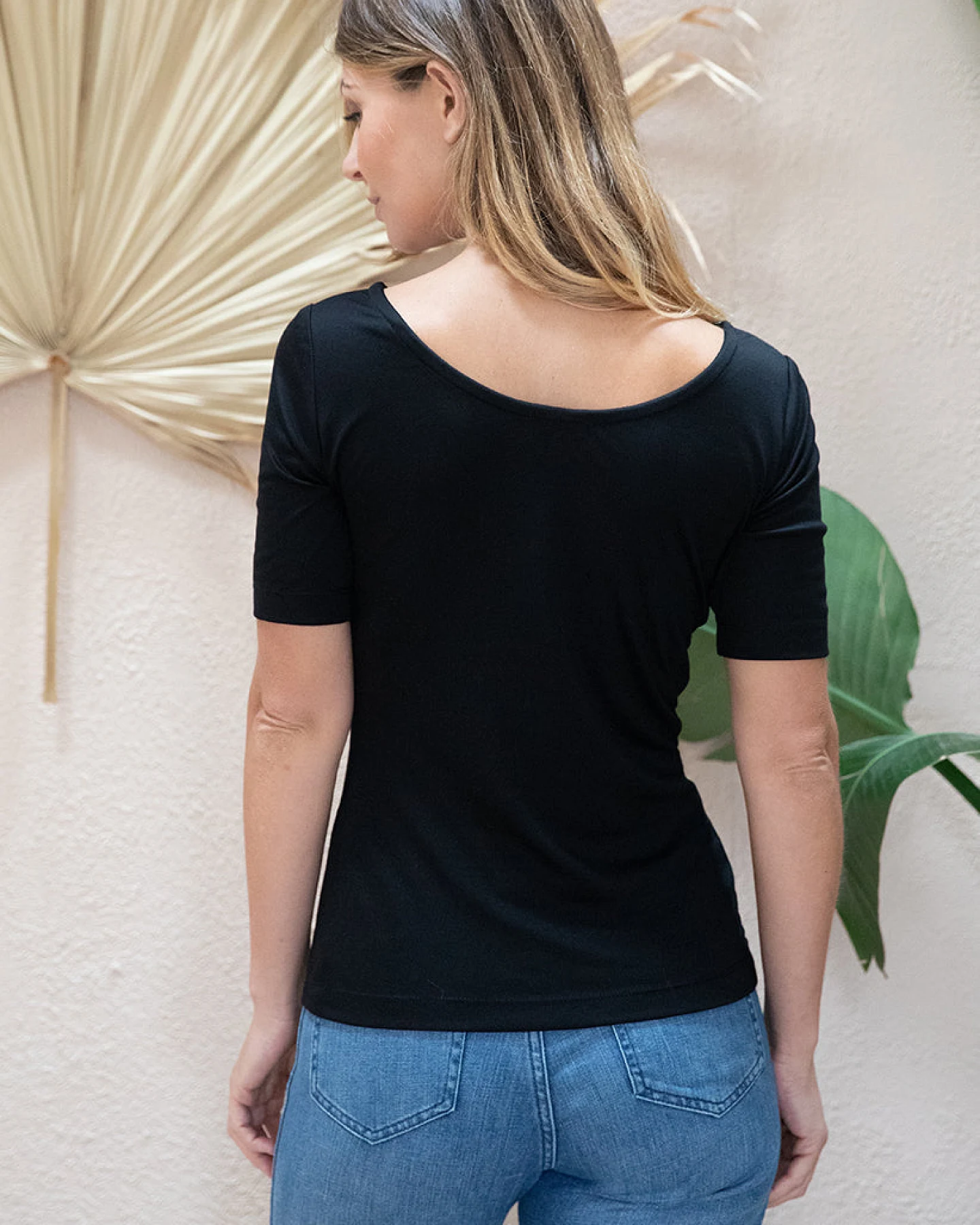 Avani Damen vegan T-Shirt Jasmine Schwarz – Ansicht 2