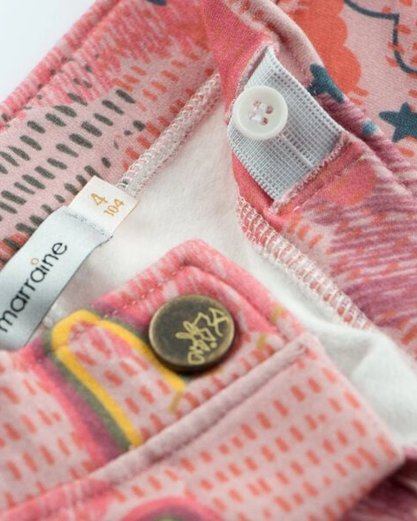 Marraine Kids Sweathose mit Alloverdruck "Rainbow Star" – Ansicht 4