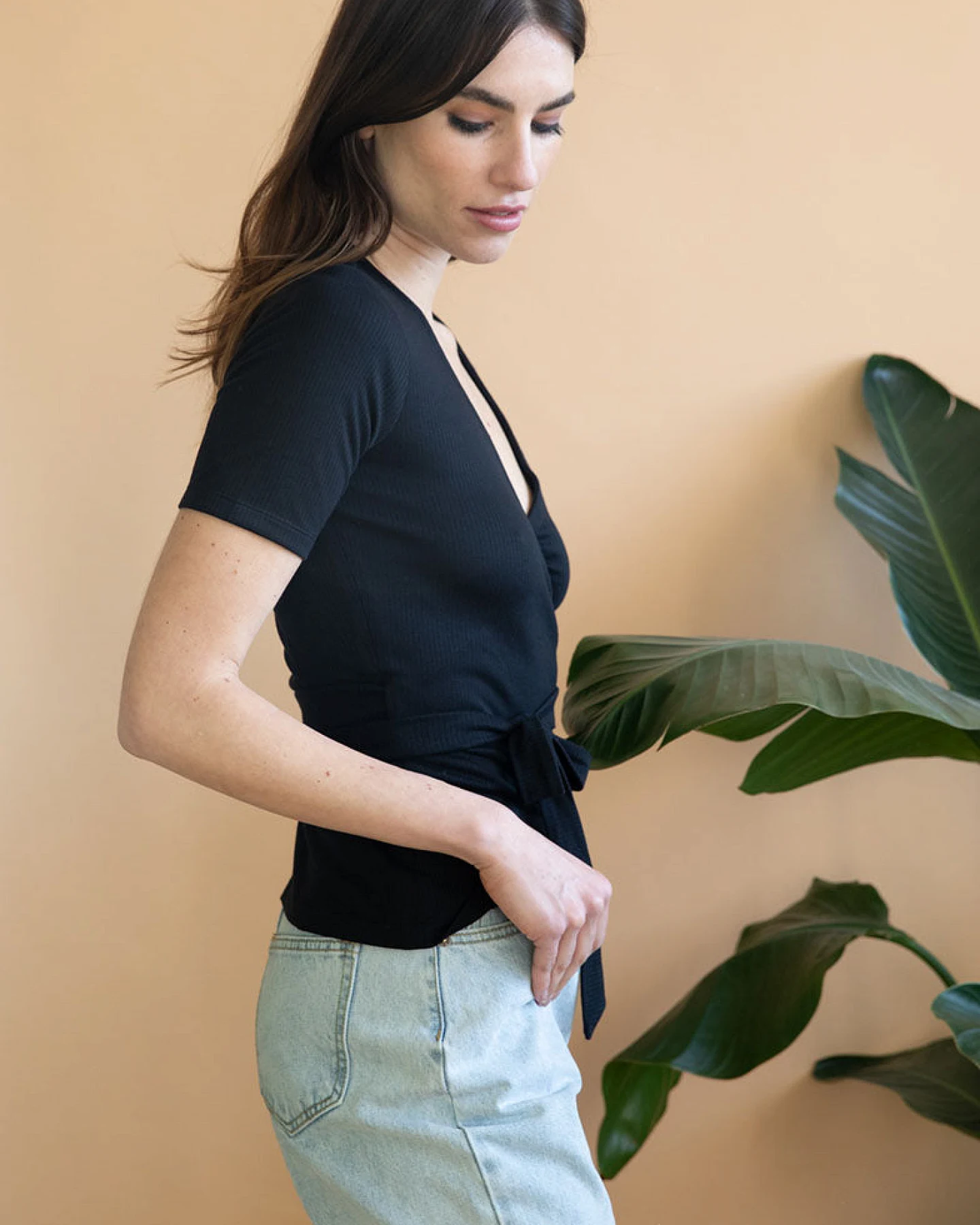 Avani Damen vegan Wickeltop Olivier Schwarz – Ansicht 2