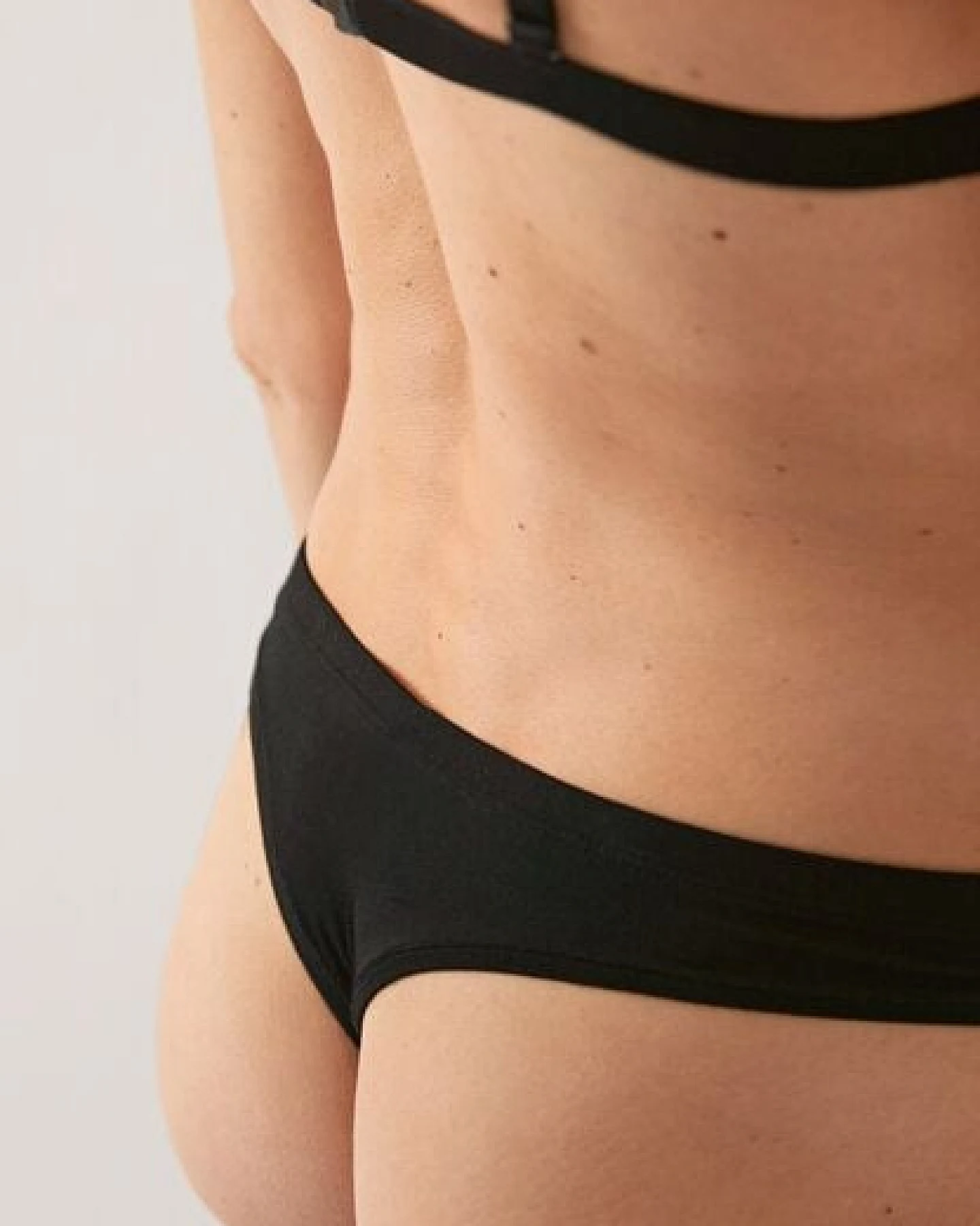 ARMEDANGELS FAARA Damen String aus TENCEL Modal Mix – Ansicht 3