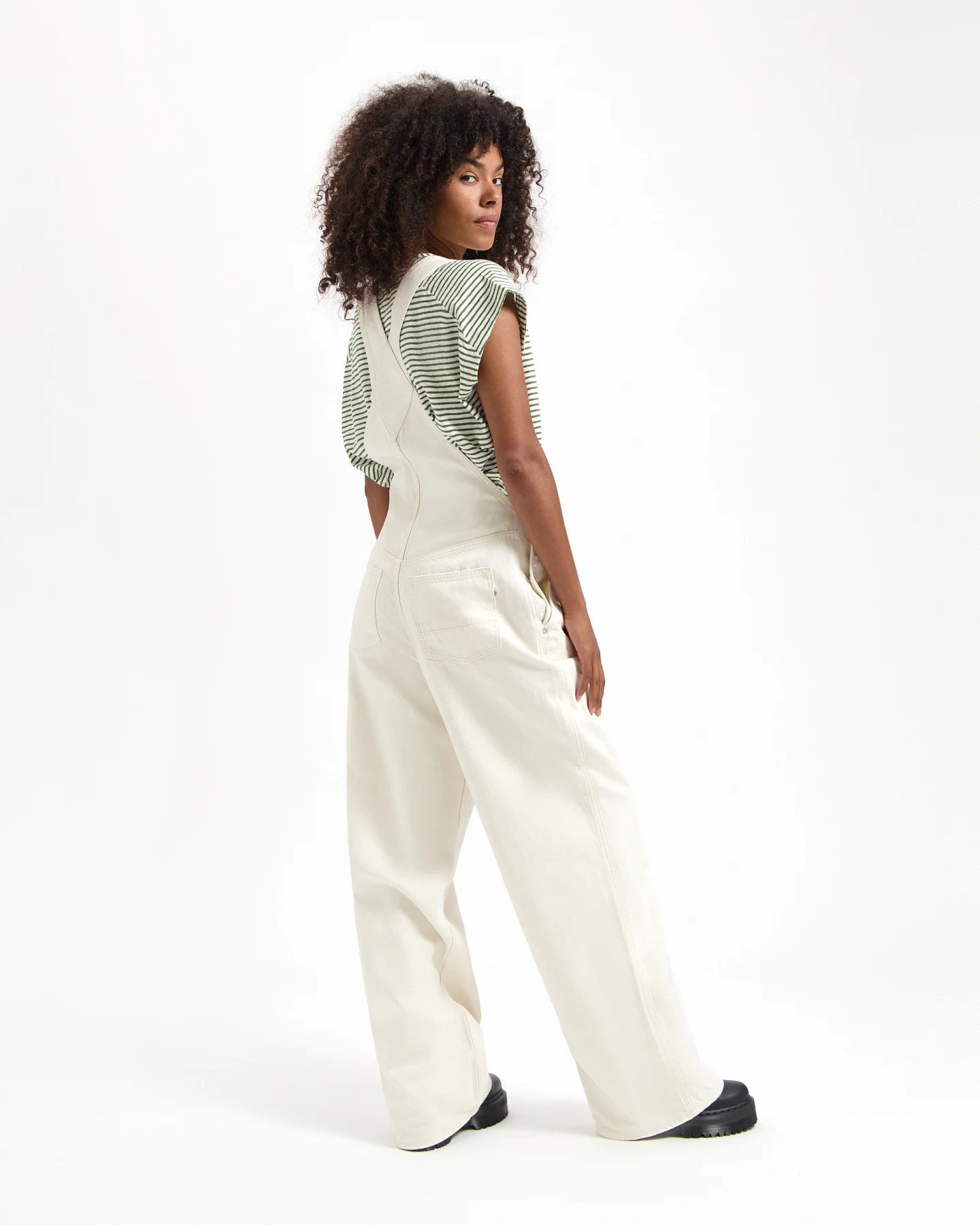 Kuyichi Damen vegan Latzhose Polly Naturweiß – Ansicht 2