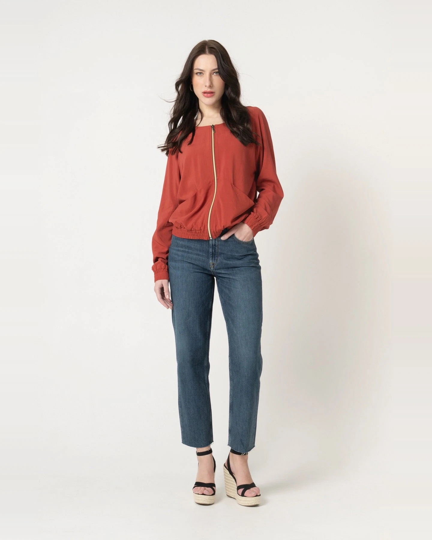 LOVJOI Damen vegan Bluse Jacke Boca Mars Rot – Ansicht 2