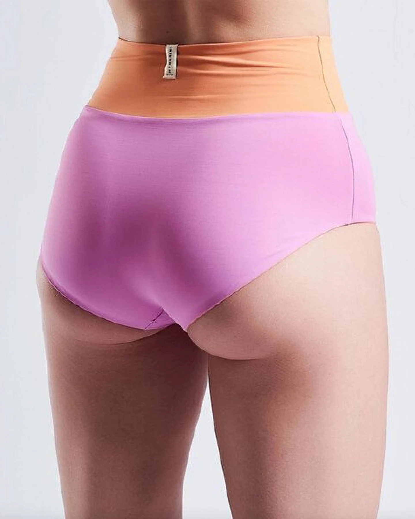 MYMARINI Wendbare Surfshorts mit Shape-Effect aus ECONYL – Ansicht 2