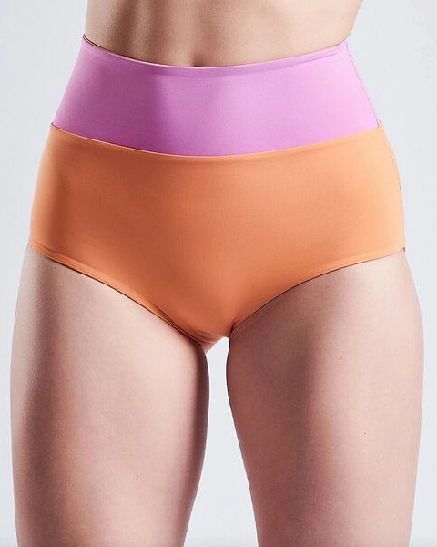 MYMARINI Wendbare Surfshorts mit Shape-Effect aus ECONYL – Ansicht 3