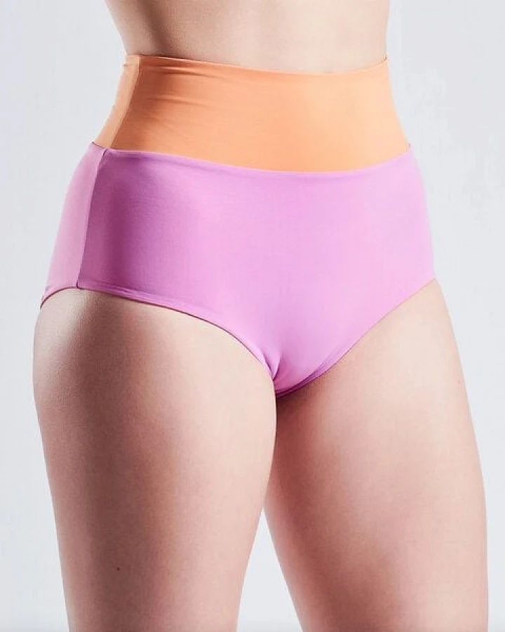MYMARINI Wendbare Surfshorts mit Shape-Effect aus ECONYL