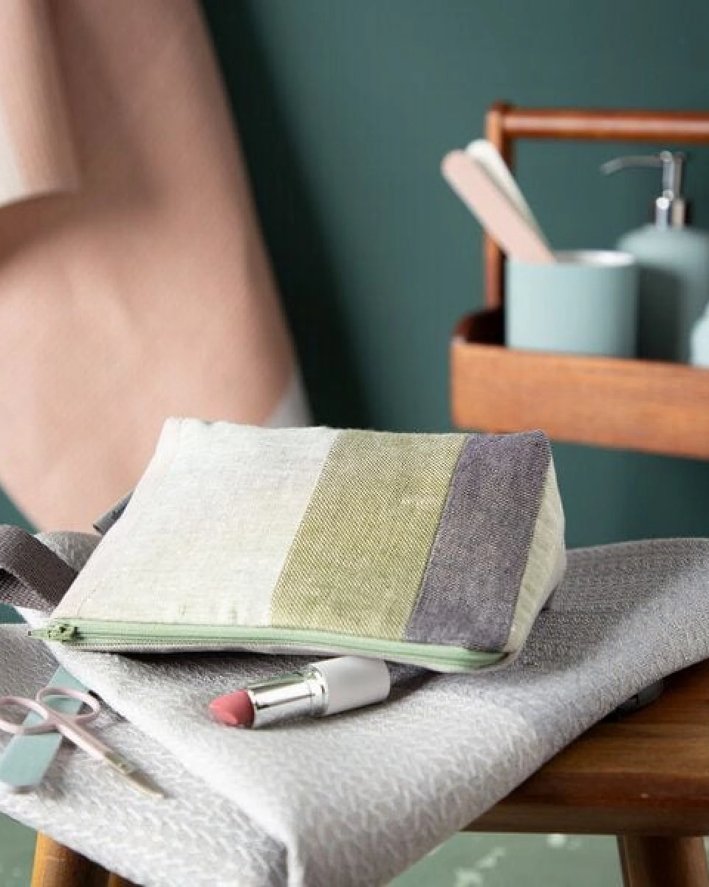 nahtur-design Kosmetiktasche aus 100% Leinen – Ansicht 2