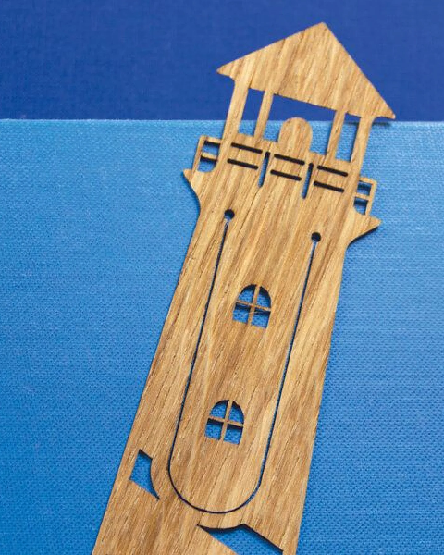 Bow & Hummingbird Lesezeichen Leuchtturm – Ansicht 3