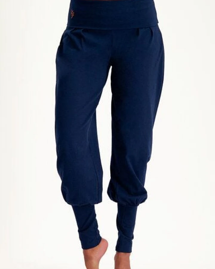 Urban Goddess Weite Yoga Hose Devi