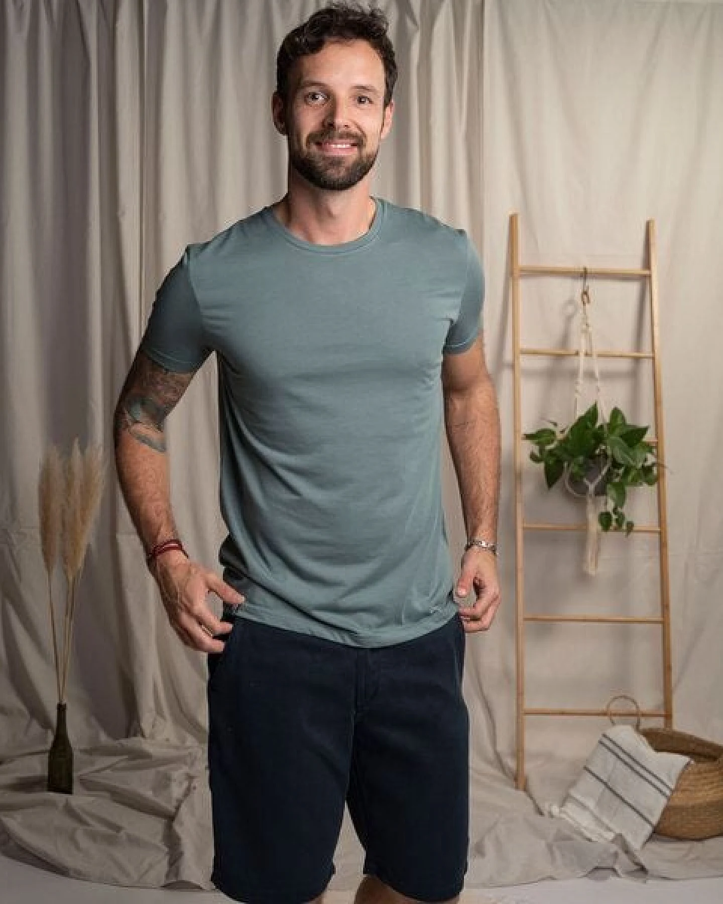 Vresh Clothing Stevan - T-Shirt aus Biobaumwoll-Mix – Ansicht 3
