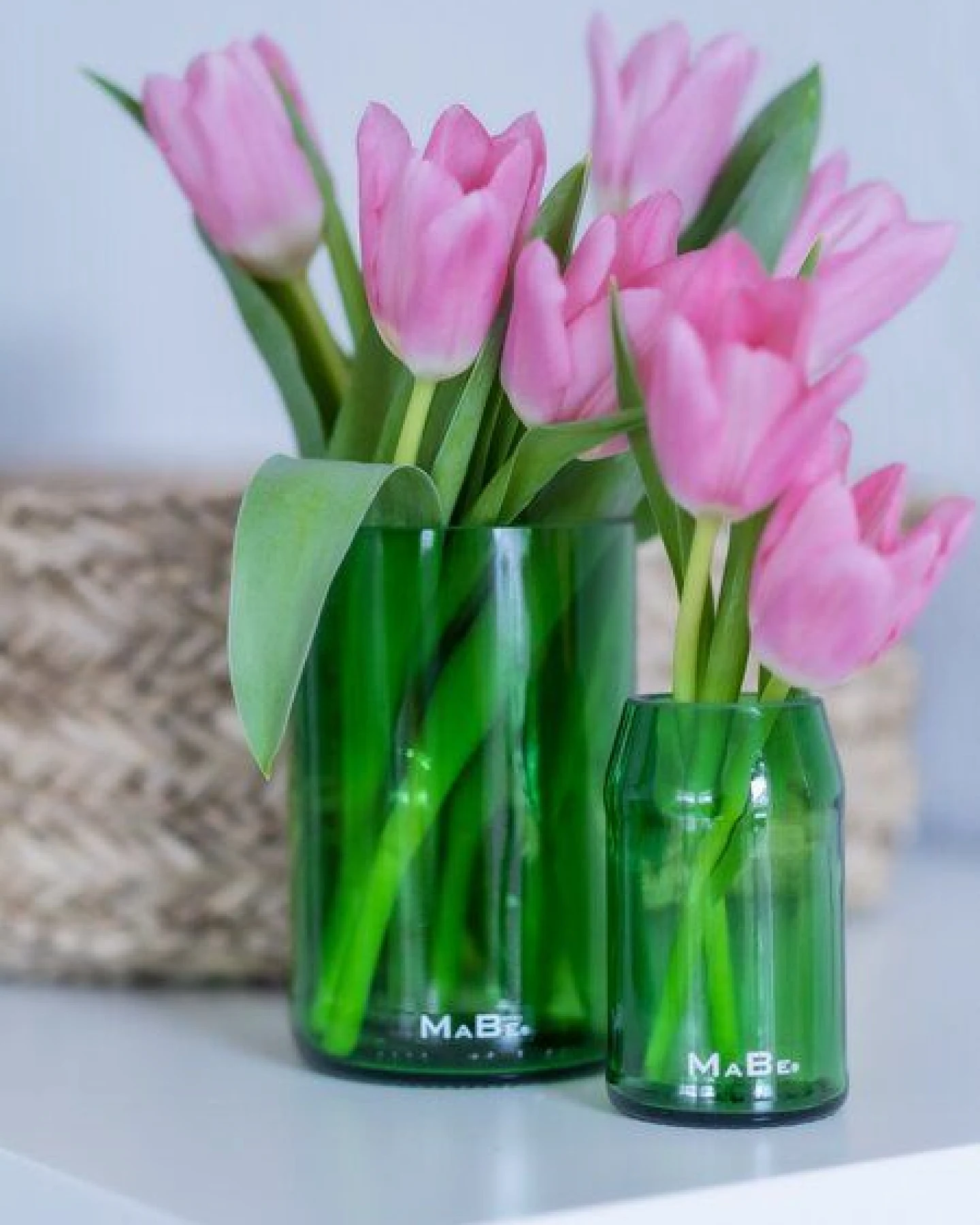 MaBe Vase aus der grünen Weinflasche - eco green product mit Herz – Ansicht 2
