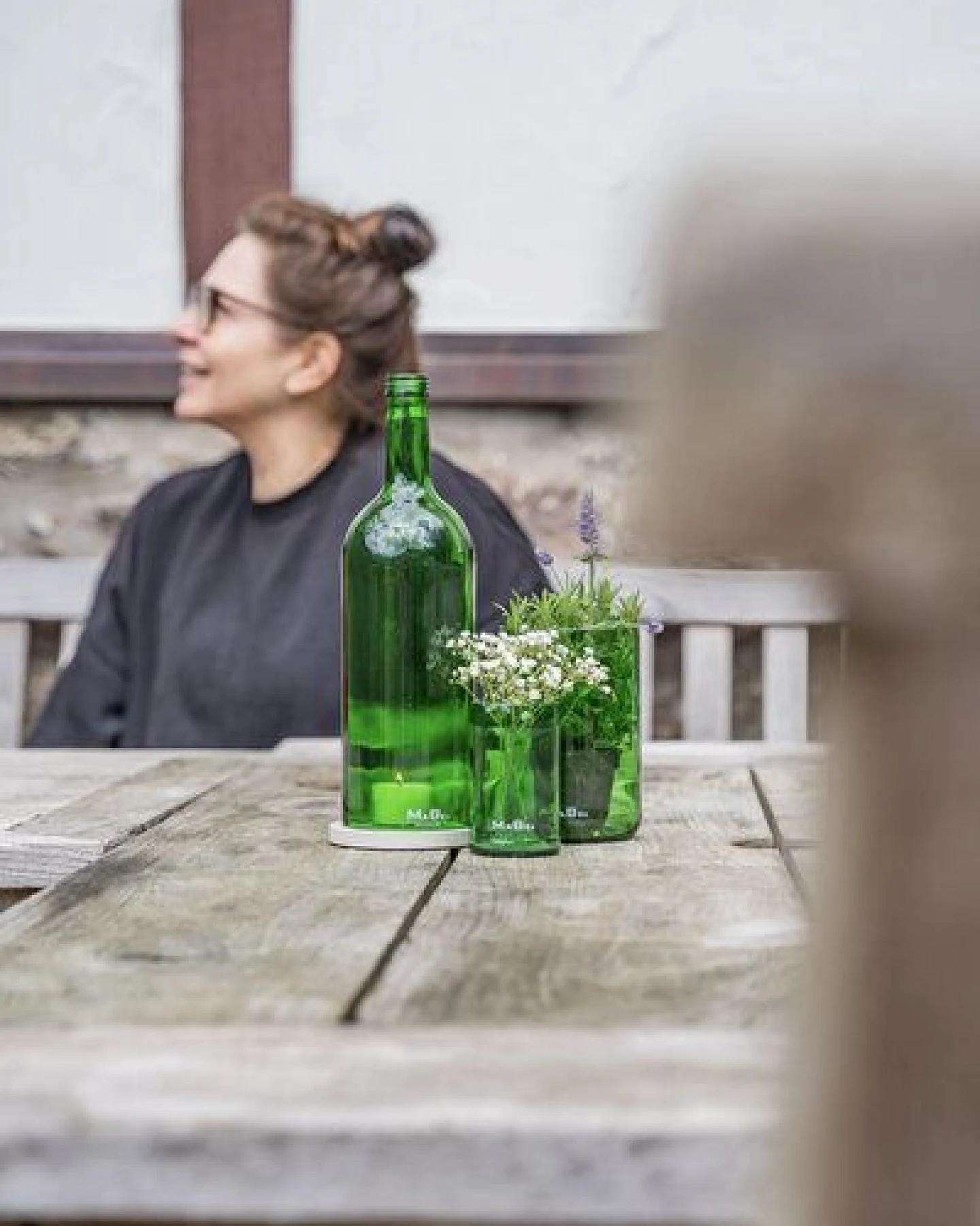 MaBe Vase aus der grünen Weinflasche - eco green product mit Herz – Ansicht 3