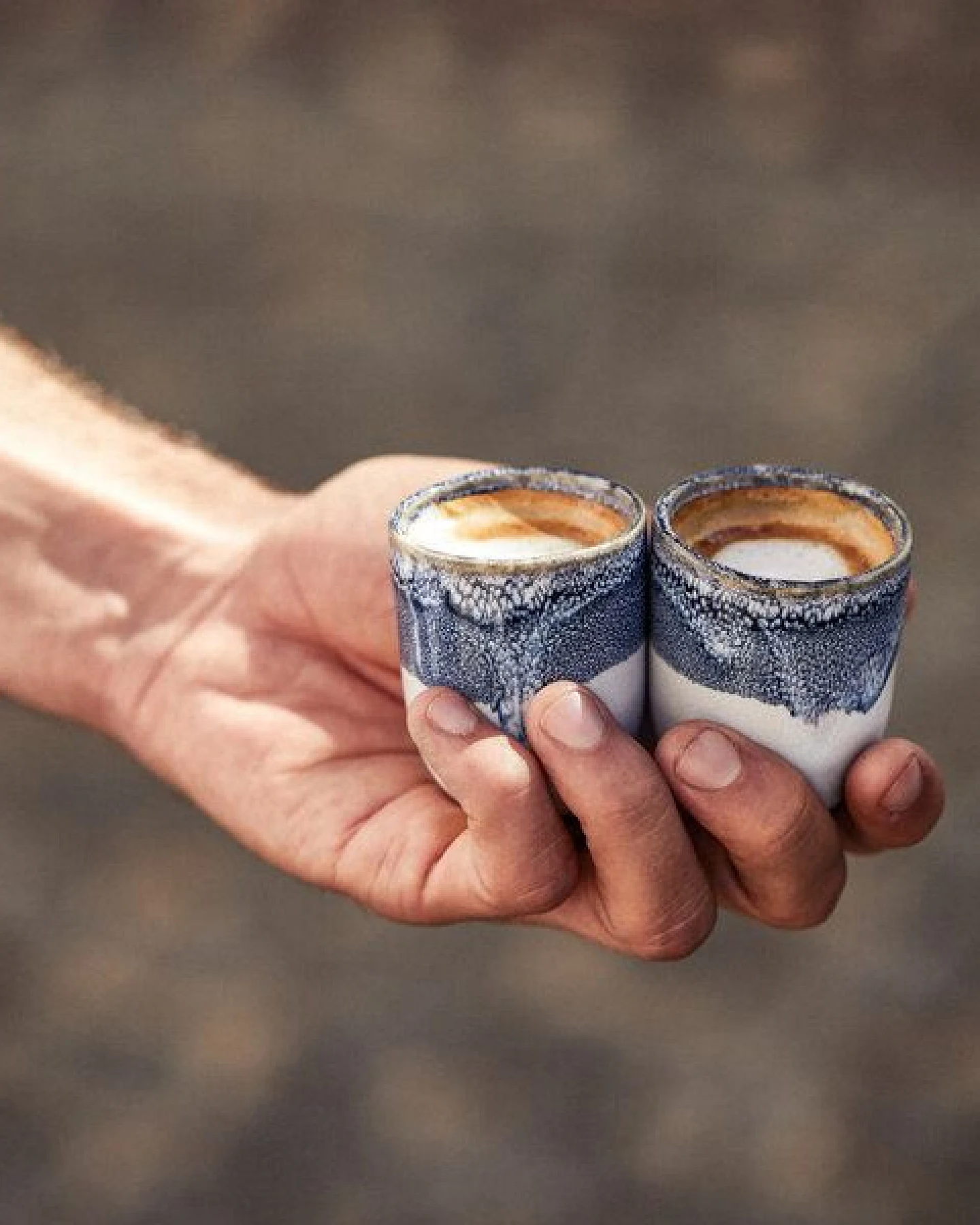 onomao Handgemachter Espressobecher aus Steinzeug – Ansicht 2