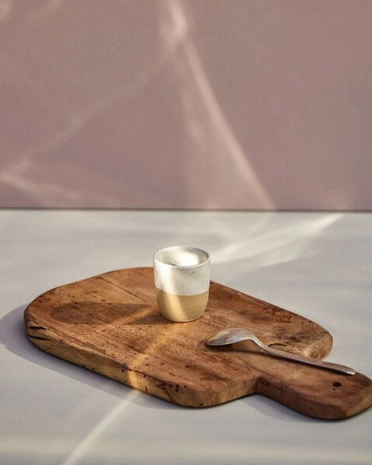 onomao Handgemachter Espressobecher aus Steinzeug – Ansicht 2