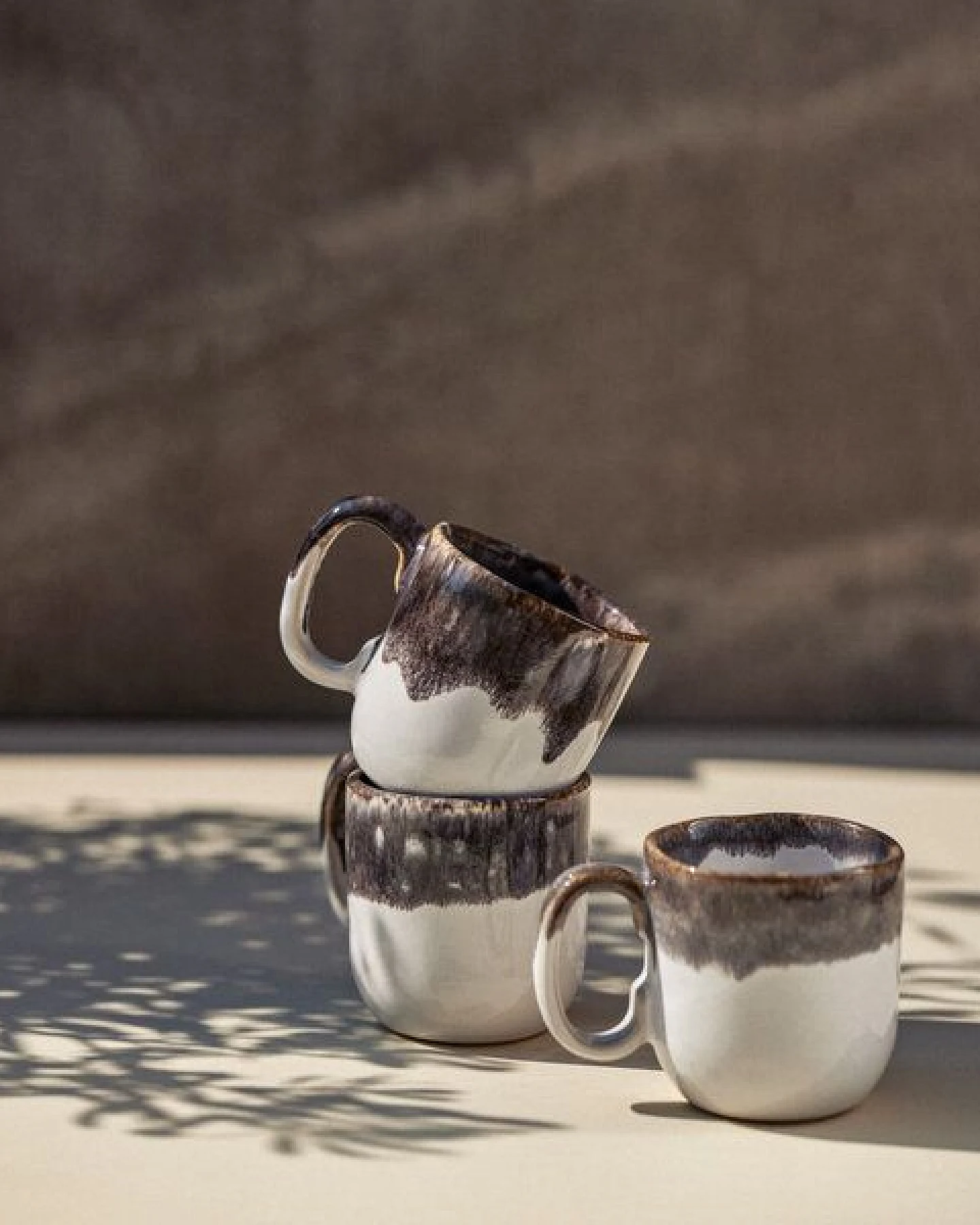 onomao Handgemachte Tasse mit Henkel aus Steinzeug – Ansicht 2