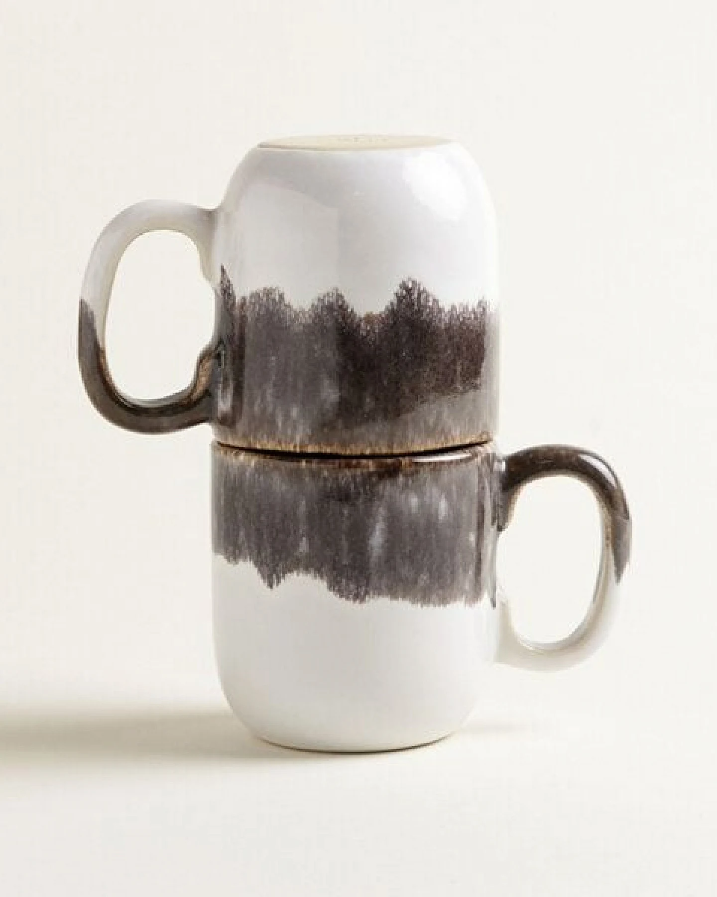 onomao Handgemachte Tasse mit Henkel aus Steinzeug – Ansicht 4