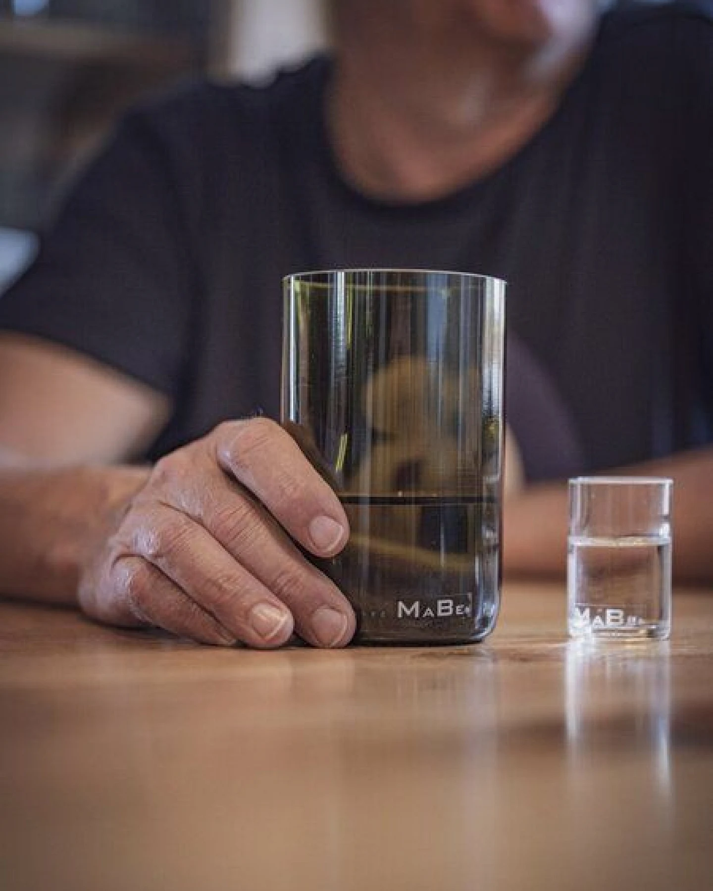 MaBe Schnapsglas upcycling - witziges Geschenk oder Mitbringsel – Ansicht 3