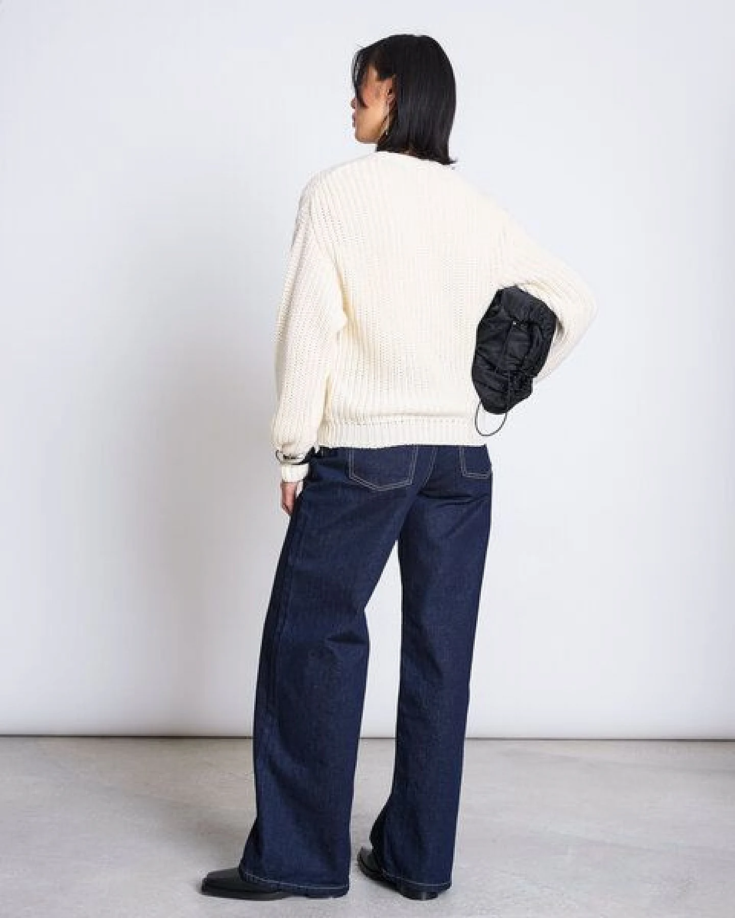 JAN N JUNE V-Ausschnitt Strickjacke LENA aus Baumwolle GOTS – Ansicht 4