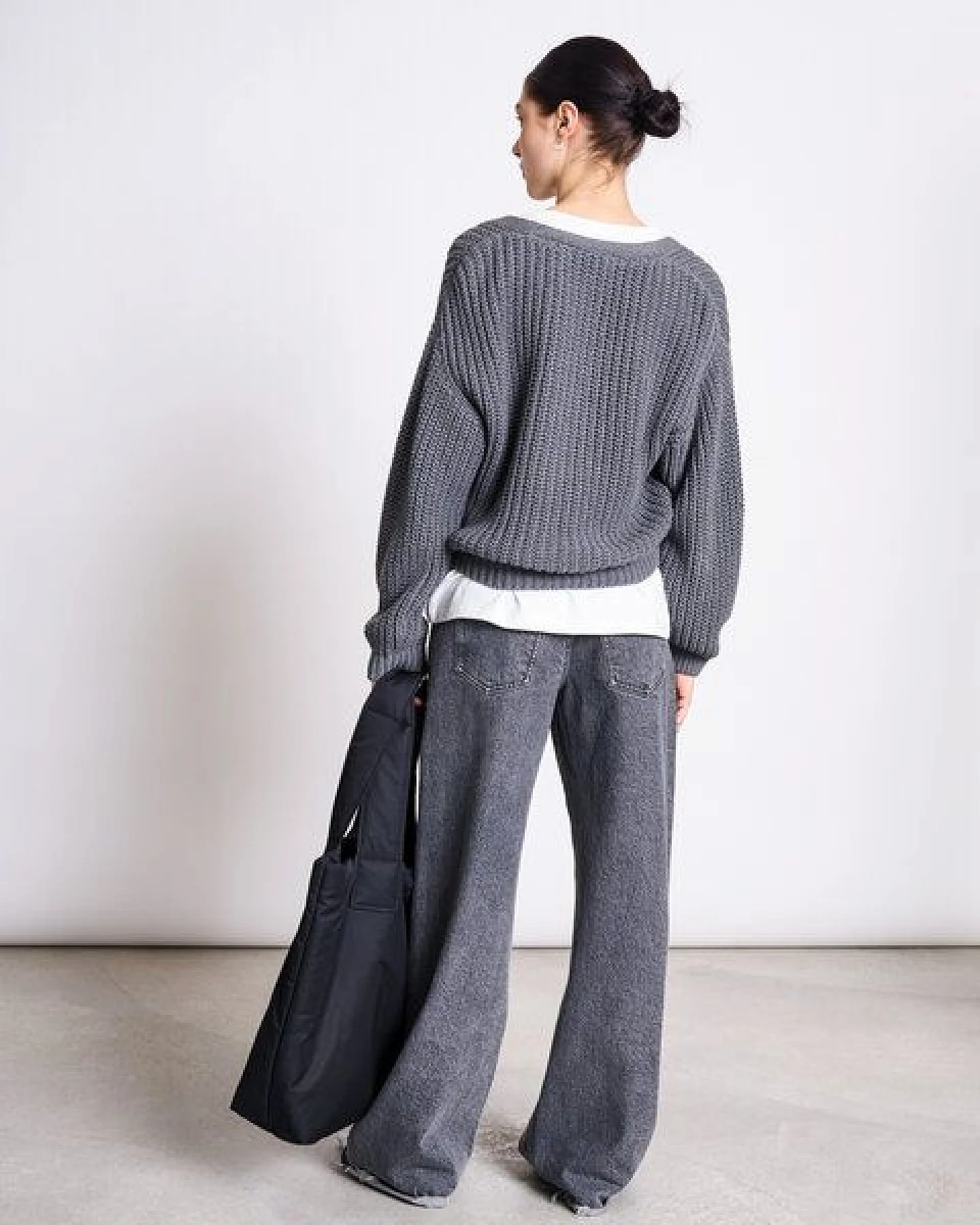 JAN N JUNE V-Ausschnitt Strickjacke LENA aus Baumwolle GOTS – Ansicht 3