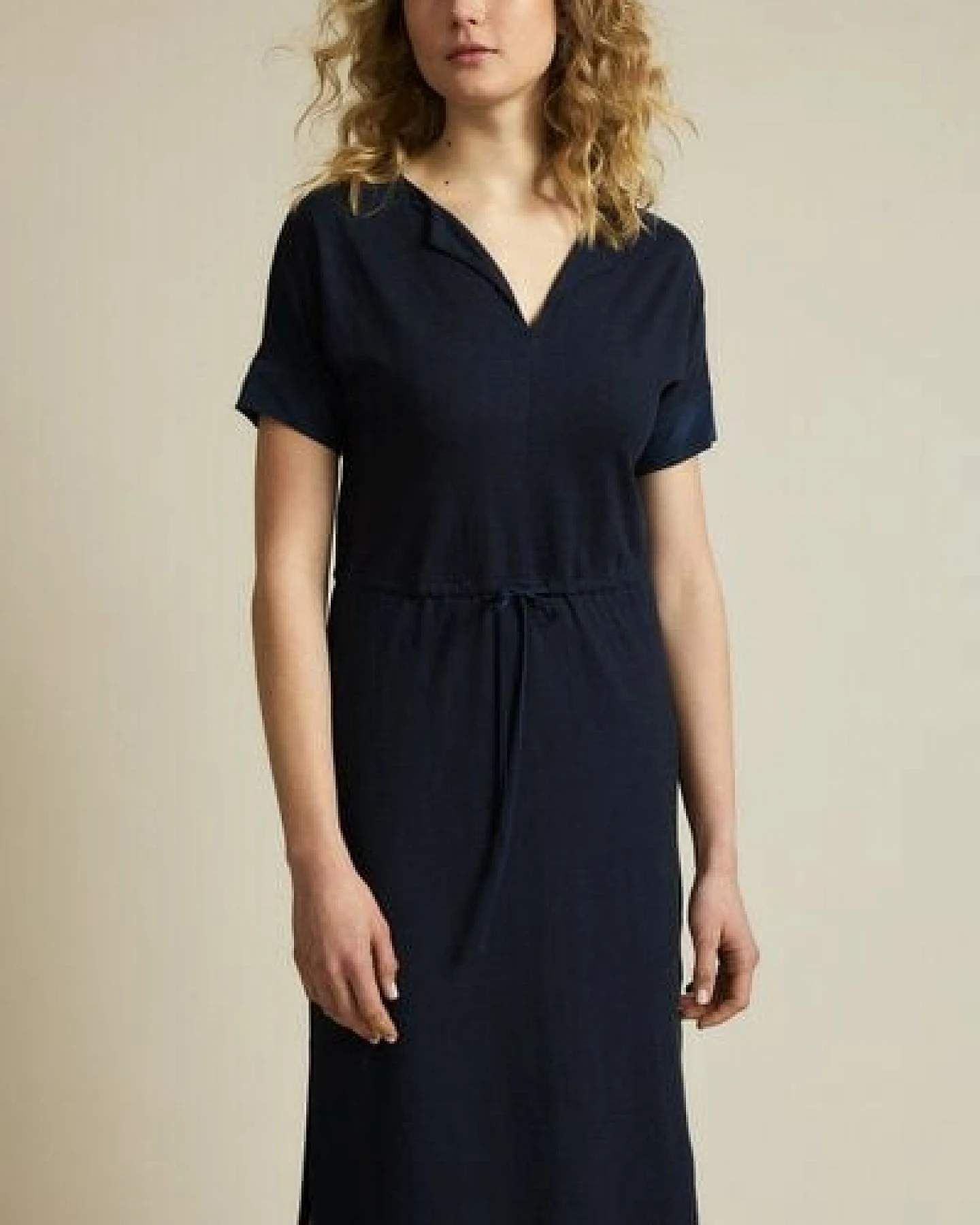 LANIUS Kleid mit V-Ausschnitt aus Hanf mit Bio-Baumwolle – Ansicht 4