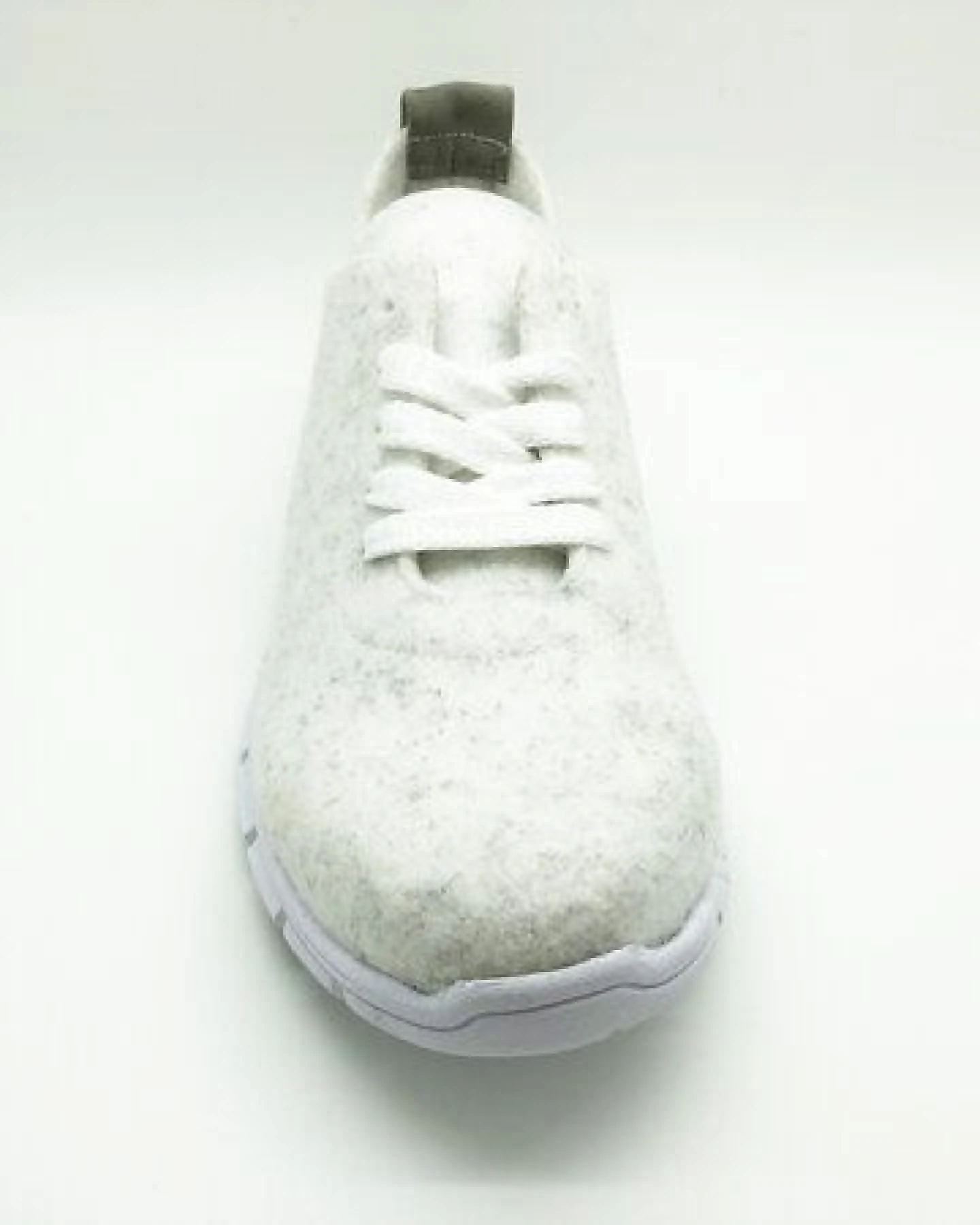 Superleichter, veganer Sneaker "thies ® PET" aus recycelten Flaschen, flexibel und bequem – Ansicht 3
