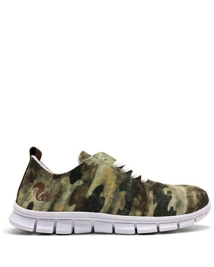 Superleichter, veganer Sneaker "thies ® PET Camo" aus recycelten Flaschen, flexibel und bequem