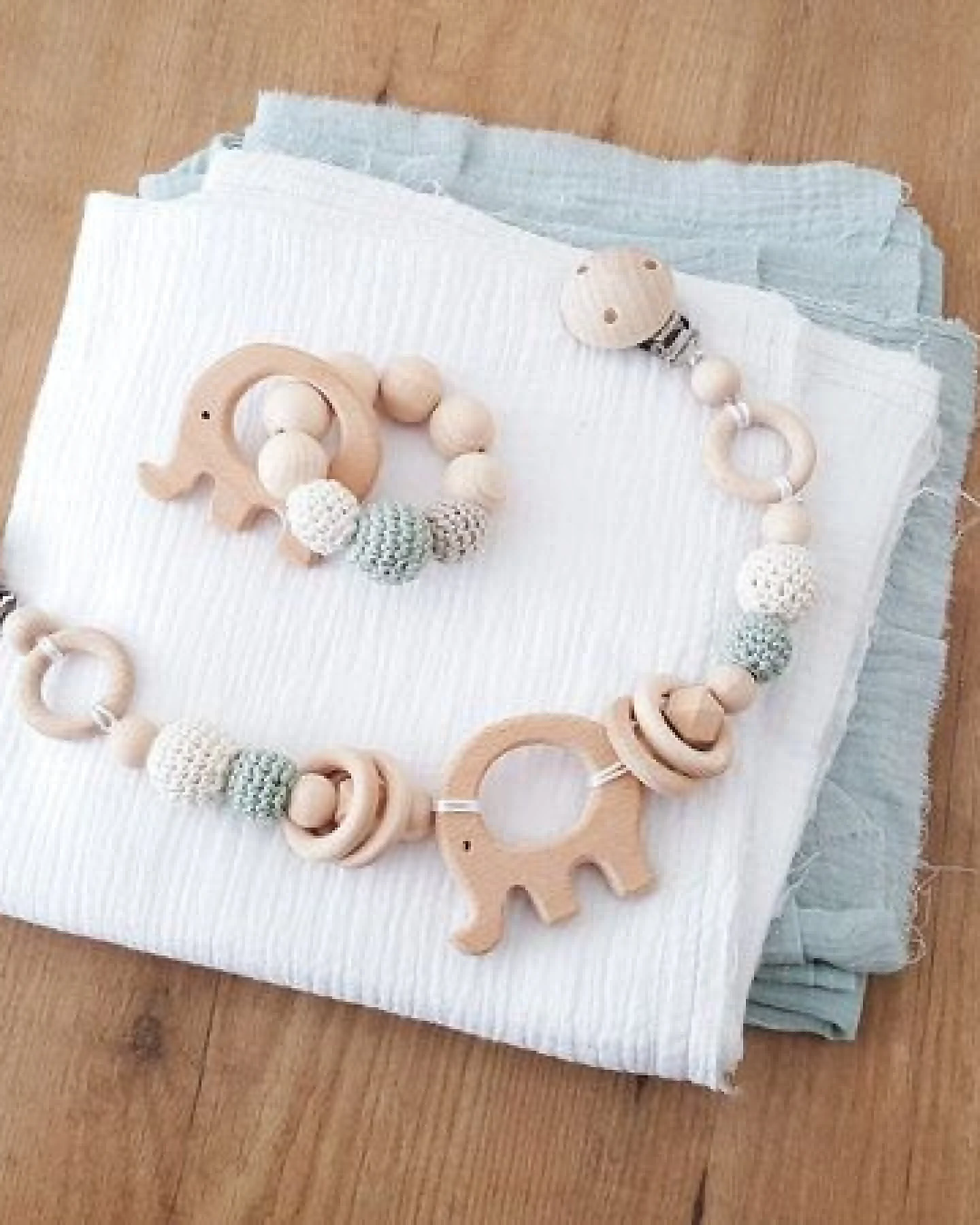 NoniKids Berlin NoniKids Geschenkebox *Wagenkette & Greifling Elefant mint* I Bio Baumwolle – Ansicht 2