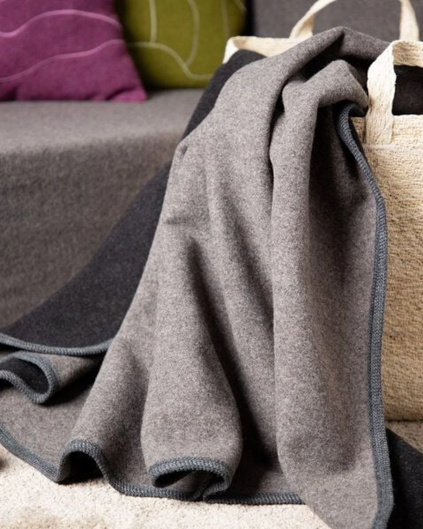 nahtur-design Baby- und Kinder - Wolldecke aus kuscheligem Flauschloden – Ansicht 3