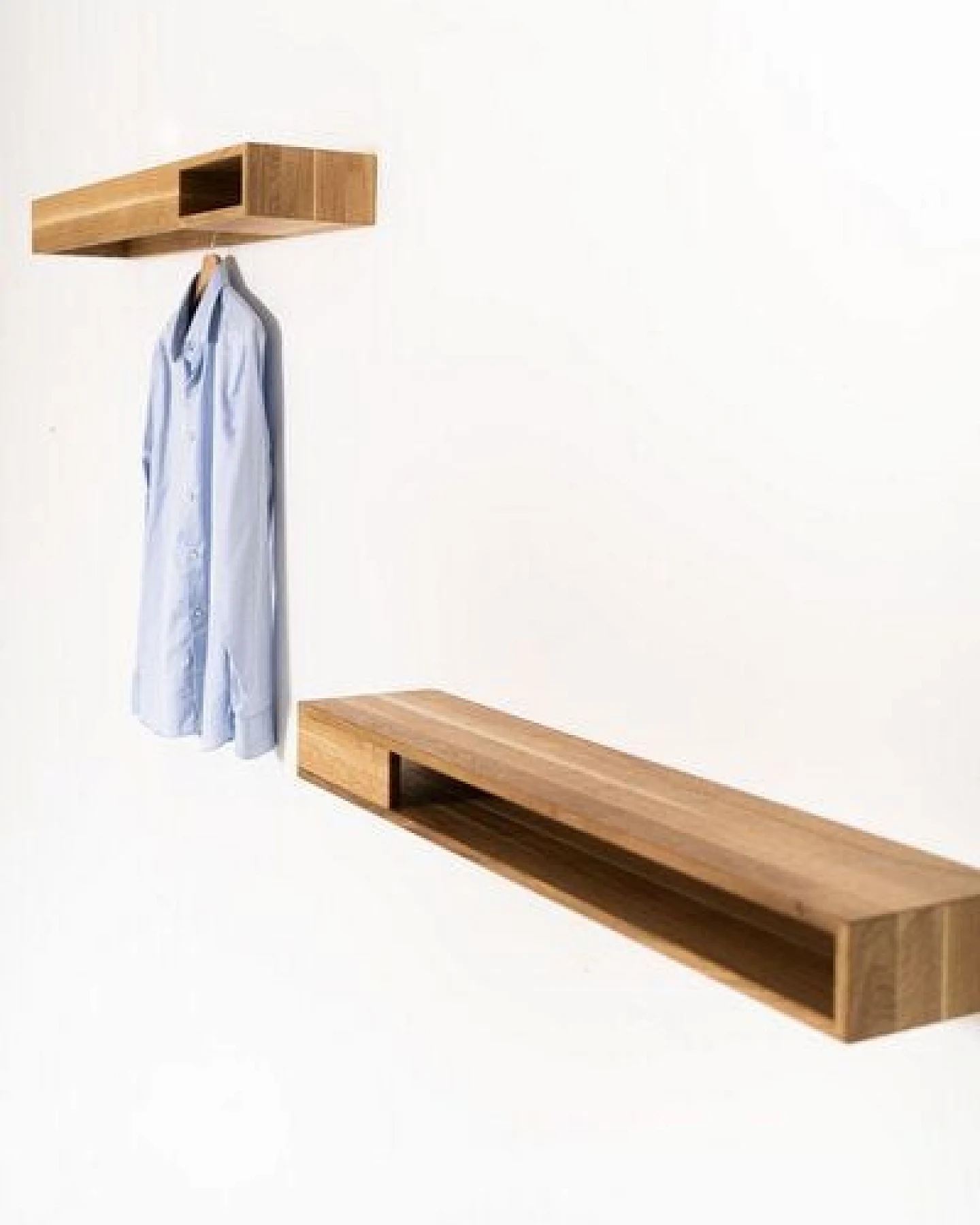 kleiderleiter_de Garderobe GA 1 Set Wandgarderobe GA 2 und Wandregal GA 1 Eichenholz – Ansicht 3