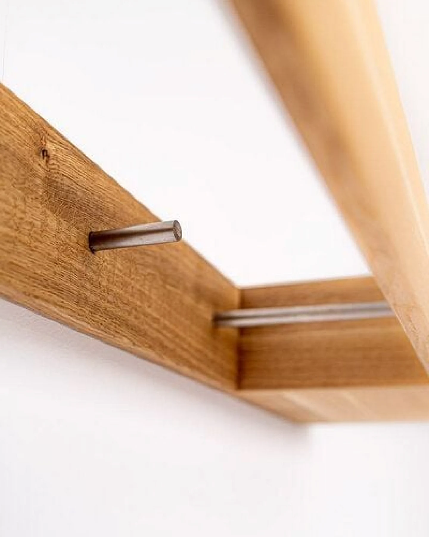 kleiderleiter_de Garderobe GA 1 Set Wandgarderobe GA 2 und Wandregal GA 1 Eichenholz – Ansicht 4