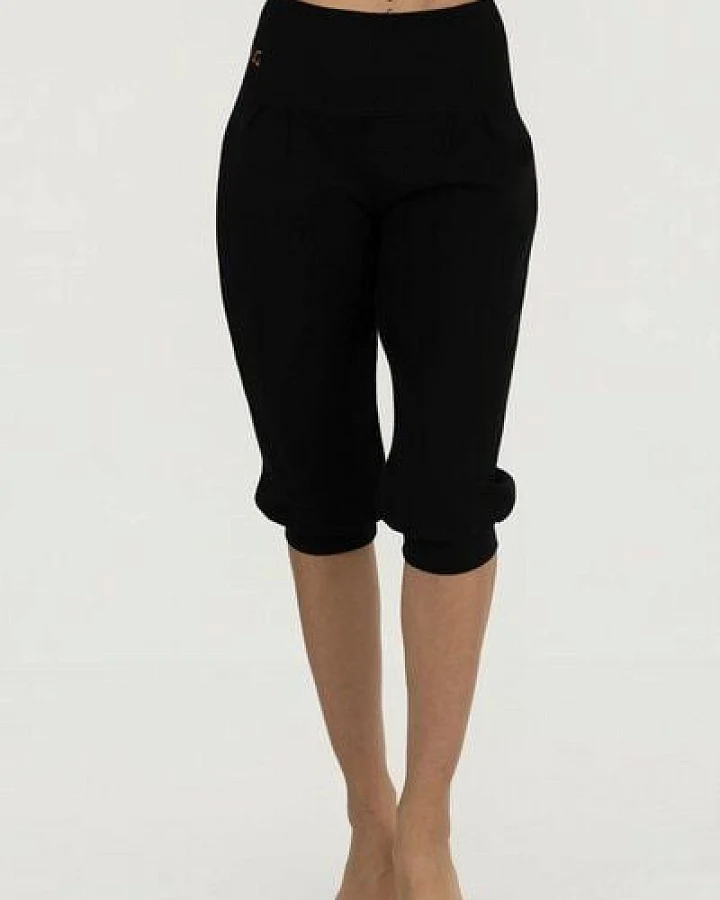 Urban Goddess Capri Yoga Hose Sukha – Bio-Baumwolle