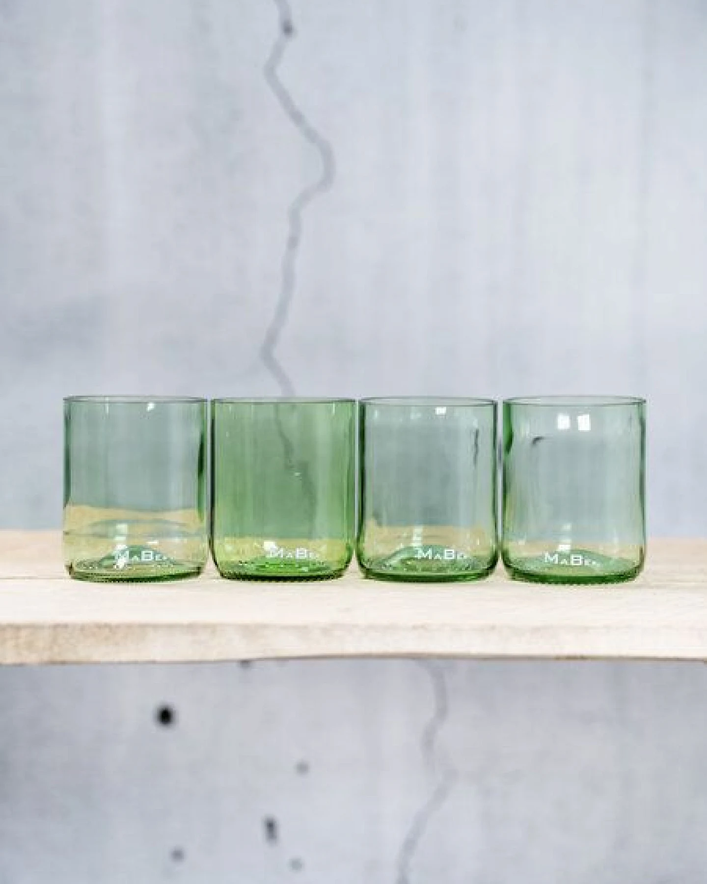MaBe Trink Glas 250ml - Upcycling aus der Weinflasche - die nachhaltige Geschenkidee - 1 Stk – Ansicht 3