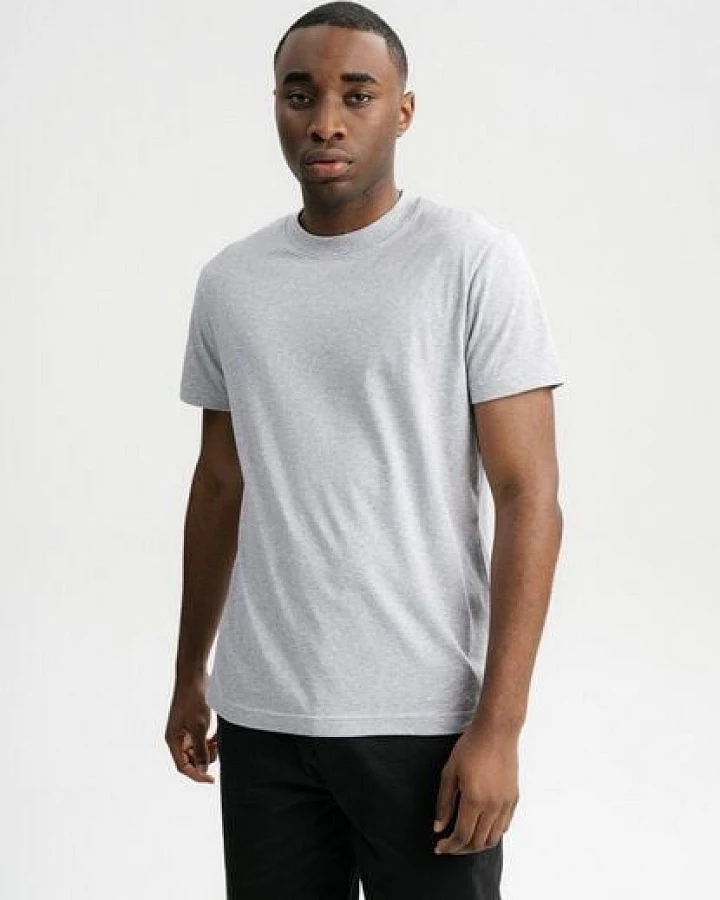 T-Shirt Style AVAN