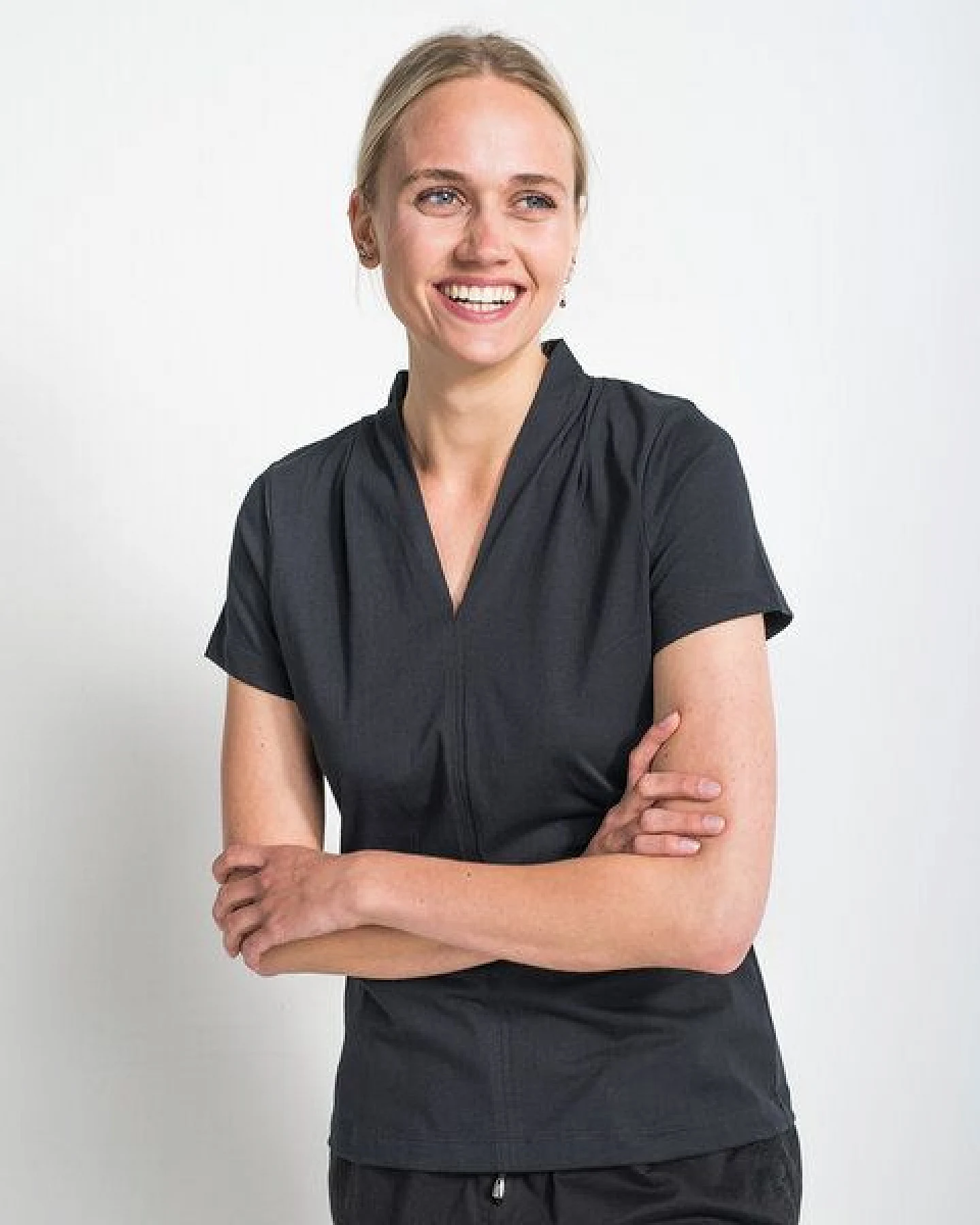 Alma & Lovis Kurzarmshirt aus Bio-Baumwolle – Ansicht 2
