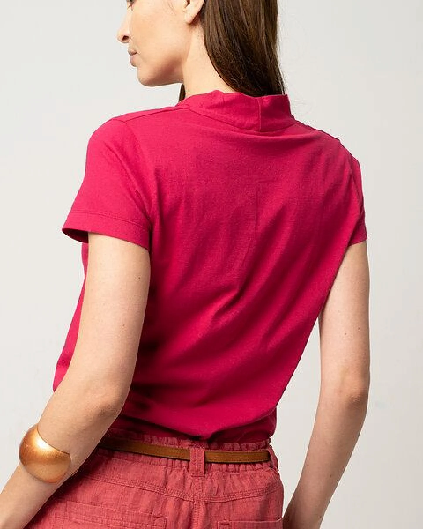 Alma & Lovis Kurzarmshirt aus Bio-Baumwolle – Ansicht 3