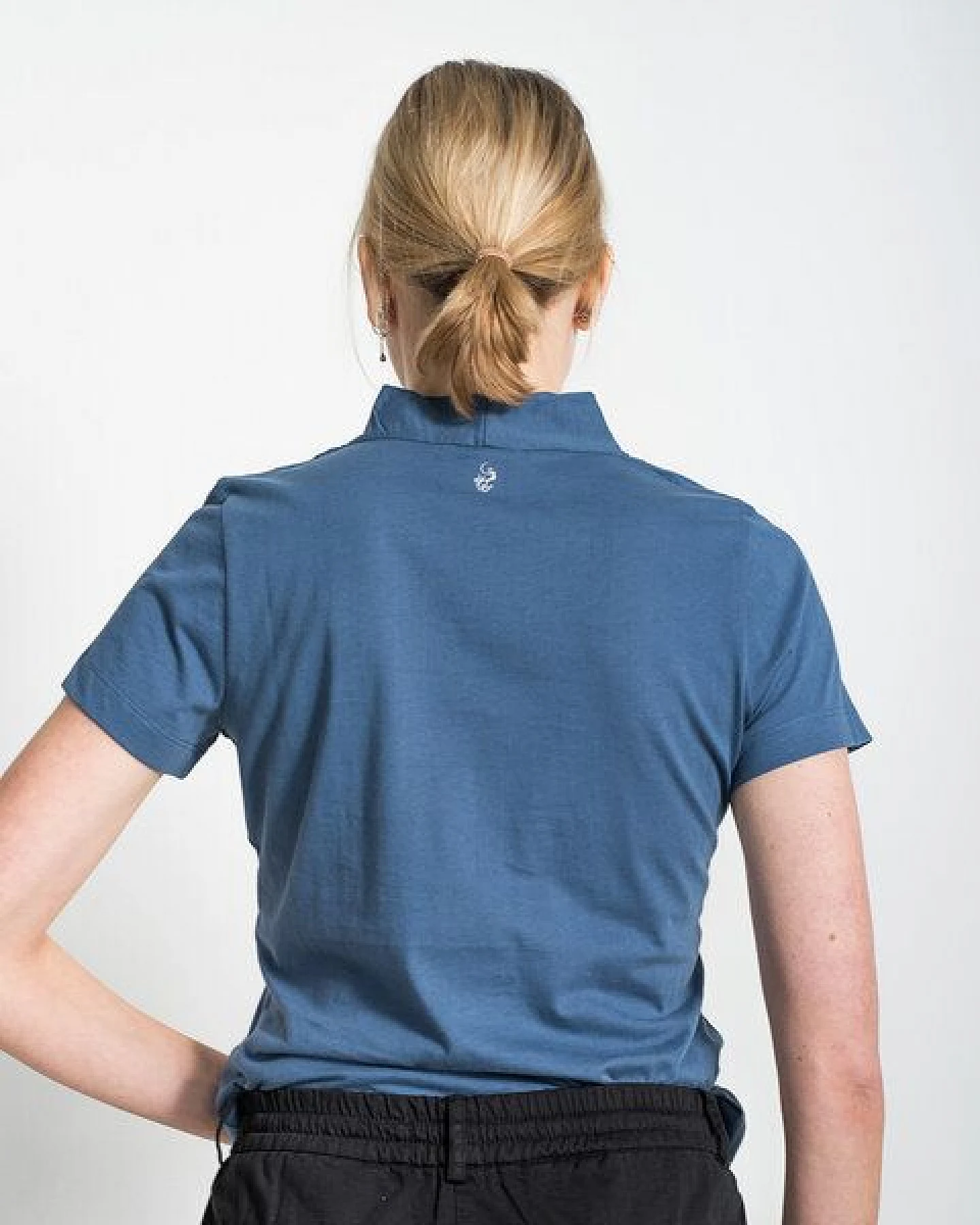 Alma & Lovis Kurzarmshirt aus Bio-Baumwolle – Ansicht 4